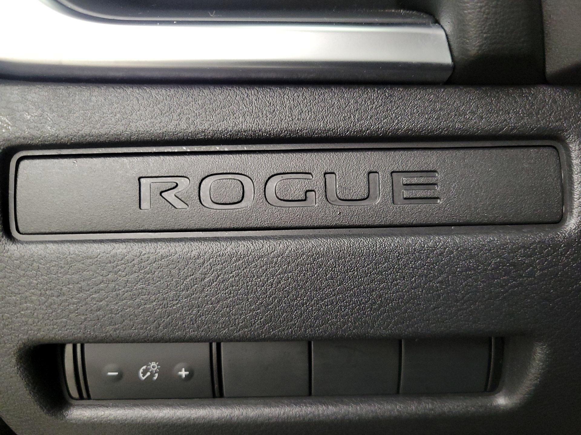 Thumbnail: 2023 Nissan Rogue - 13