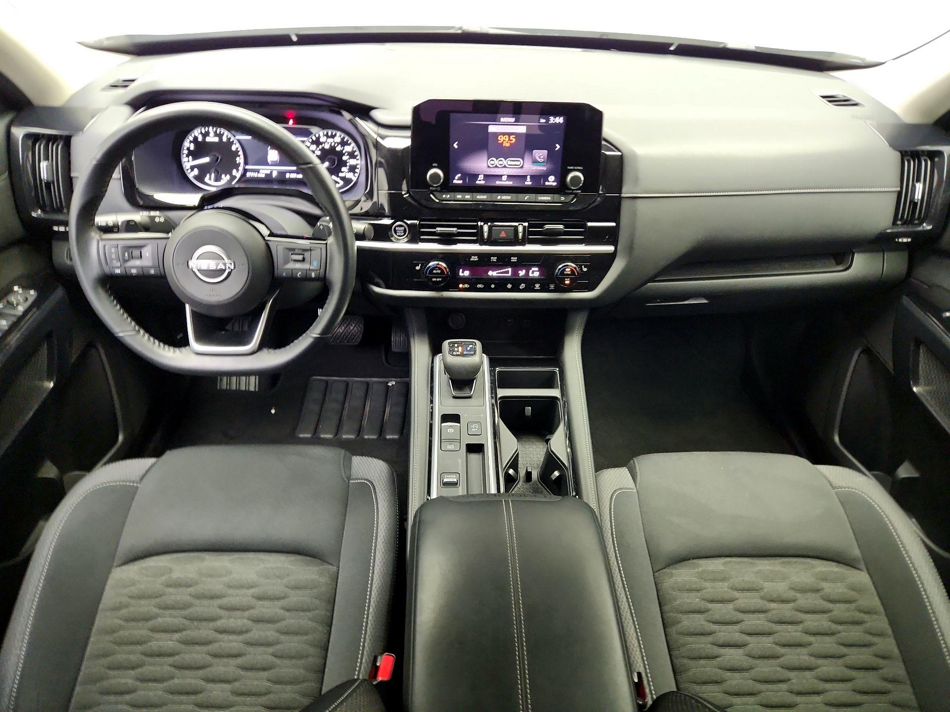 Thumbnail: 2022 Nissan Pathfinder - 9