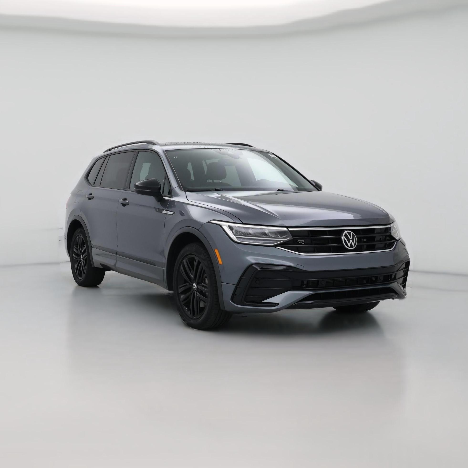 Thumbnail: 2022 Volkswagen Tiguan - 1