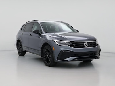 Gray 2022 Volkswagen Tiguan SE R-Line Black