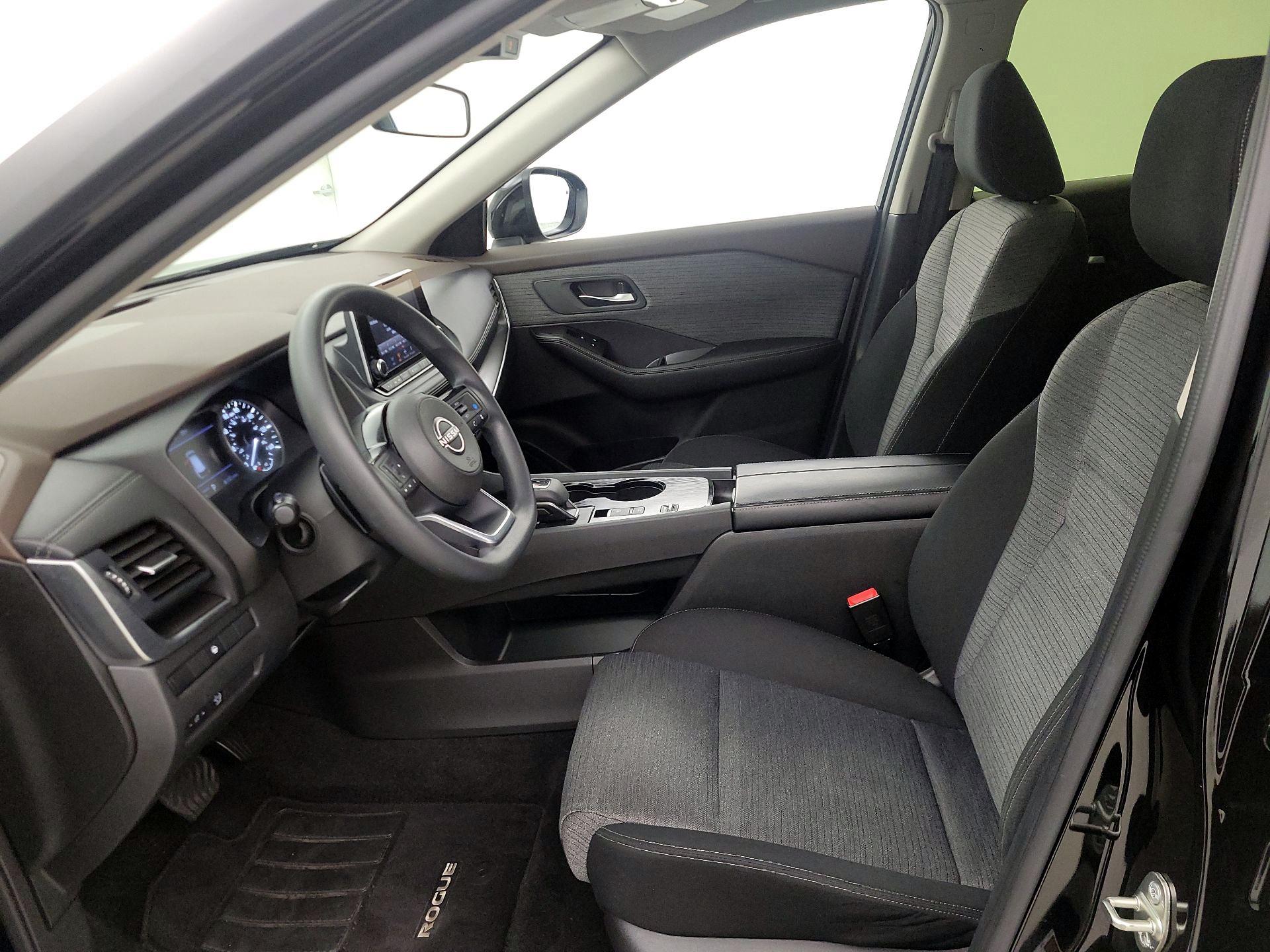 Thumbnail: 2023 Nissan Rogue - 11