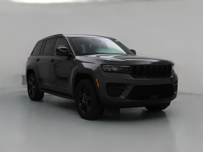 Gray 2023 Jeep Grand Cherokee Altitude