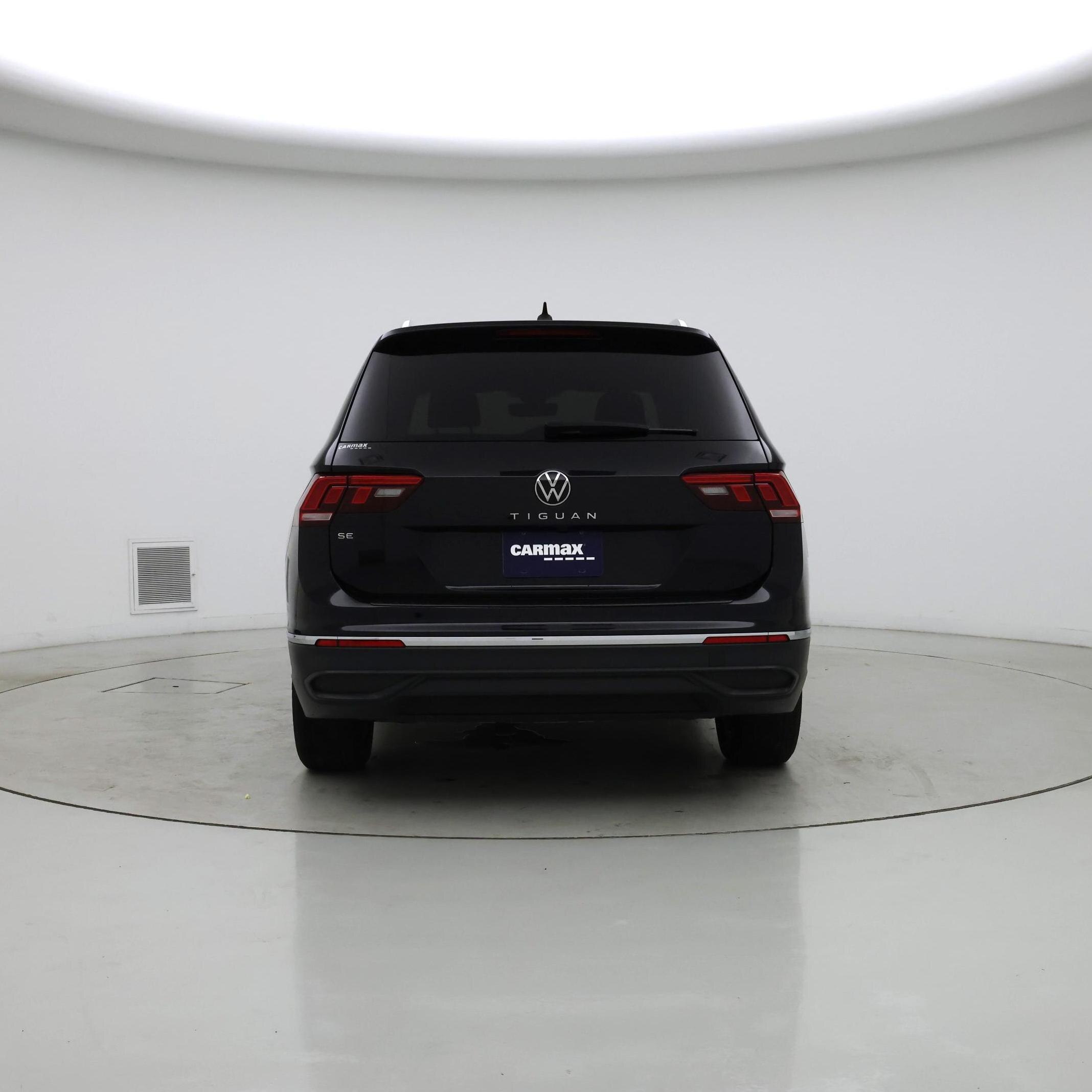 Thumbnail: 2023 Volkswagen Tiguan - 6