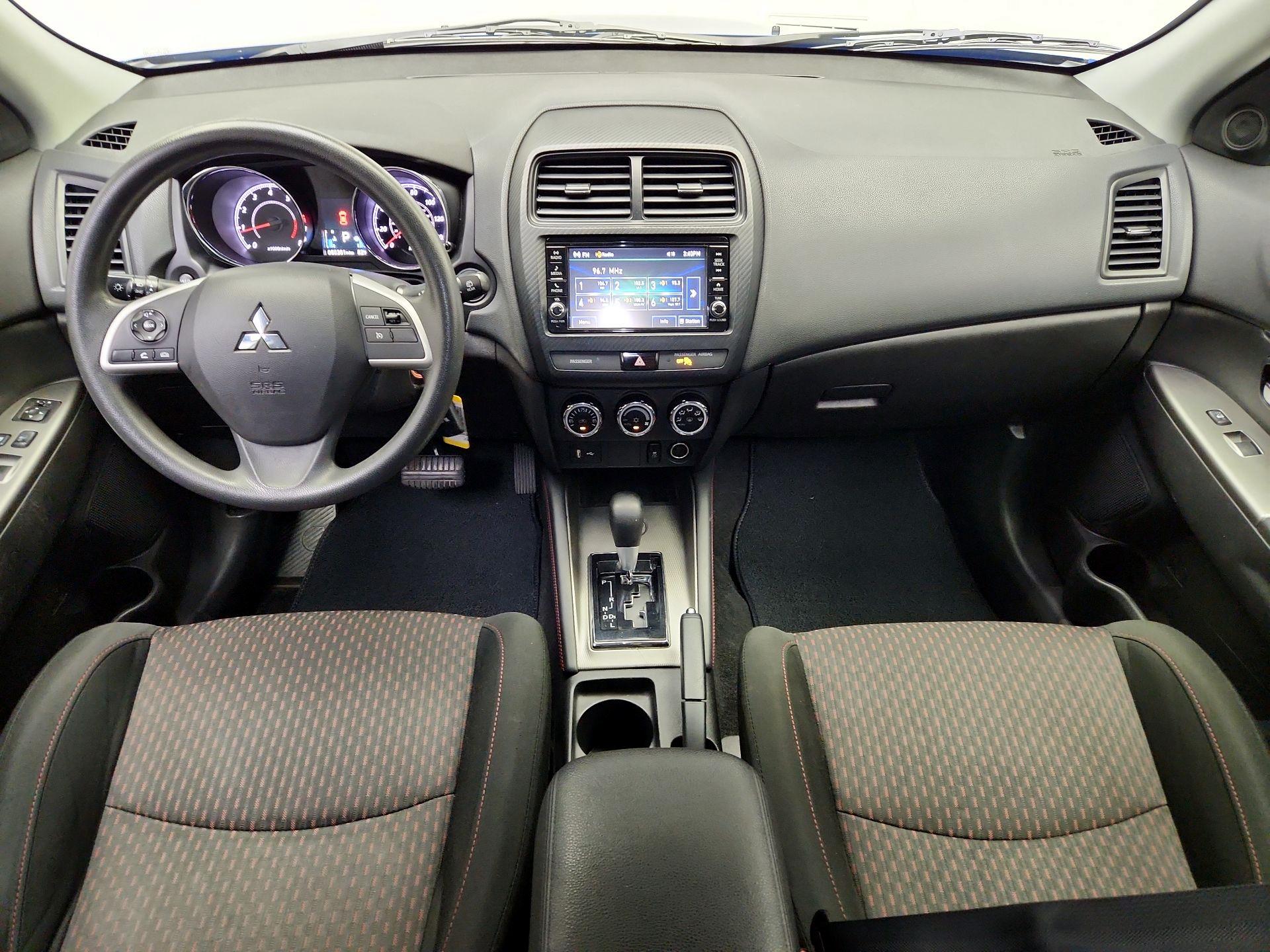 Thumbnail: 2019 Mitsubishi Outlander Sport - 9