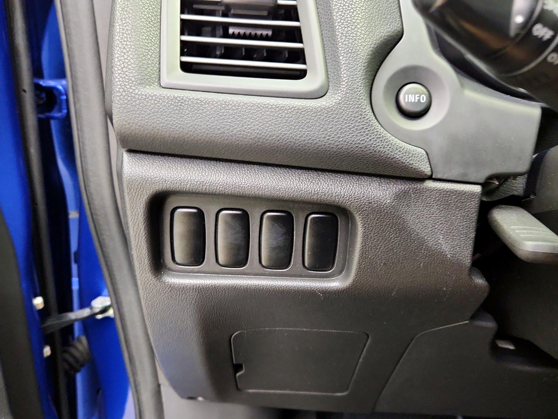 Thumbnail: 2019 Mitsubishi Outlander Sport - 13