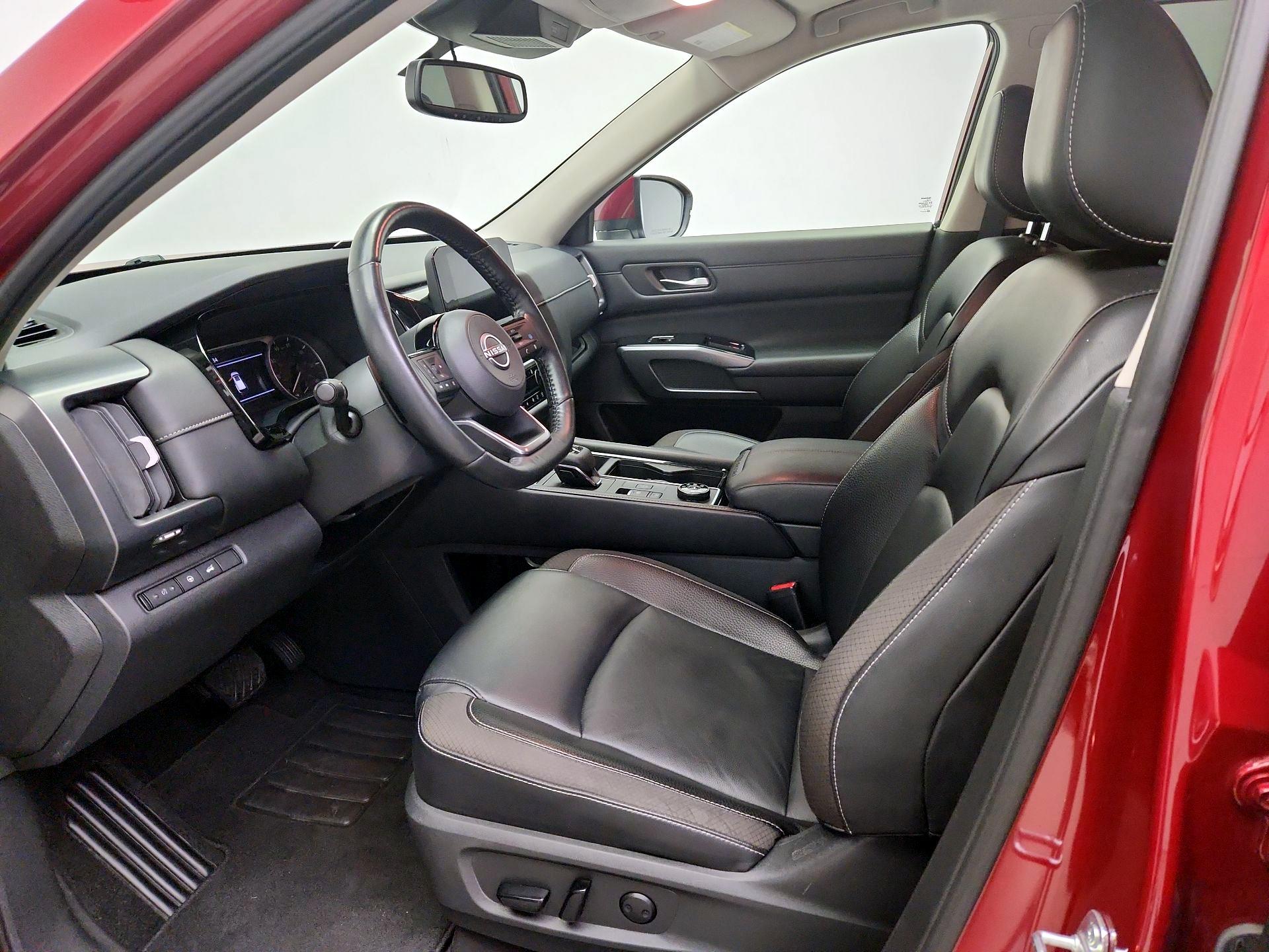 Thumbnail: 2022 Nissan Pathfinder - 11