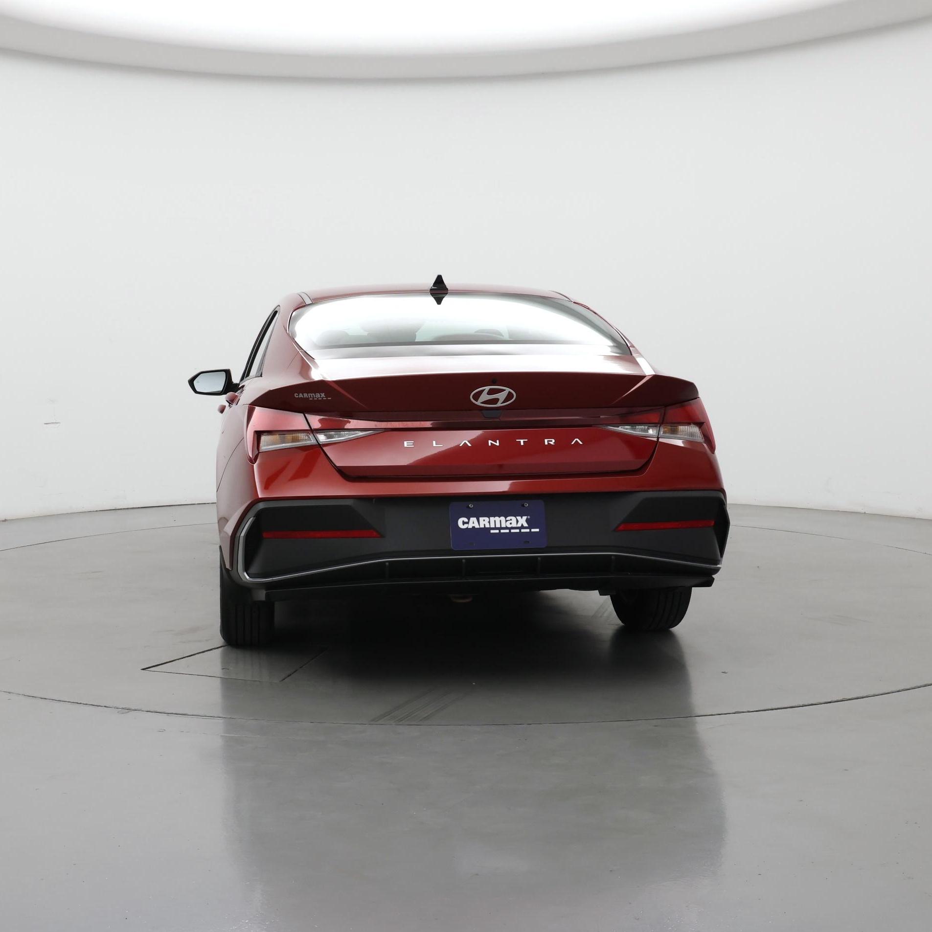 Thumbnail: 2024 Hyundai Elantra - 6
