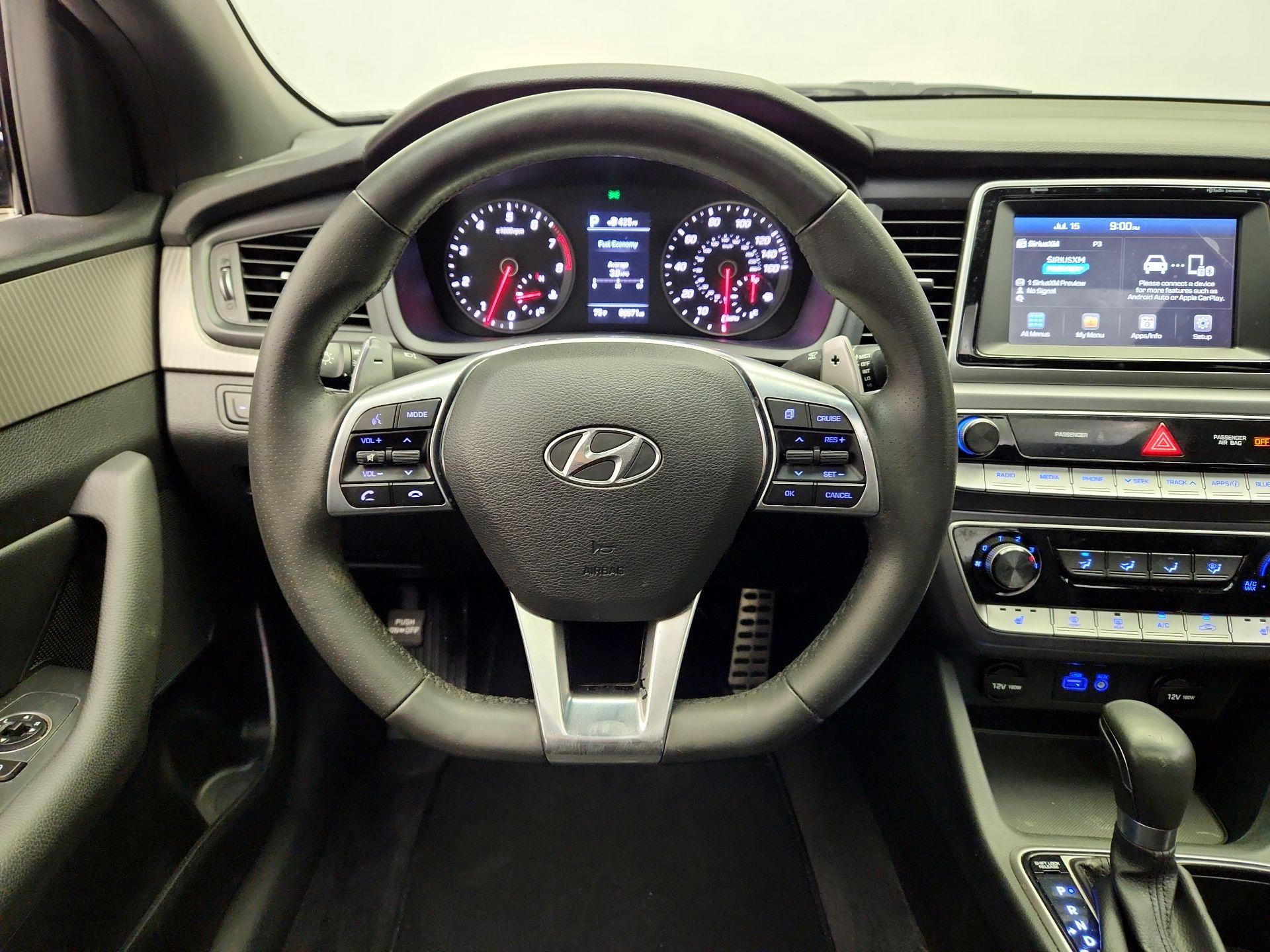 Thumbnail: 2018 Hyundai Sonata - 10