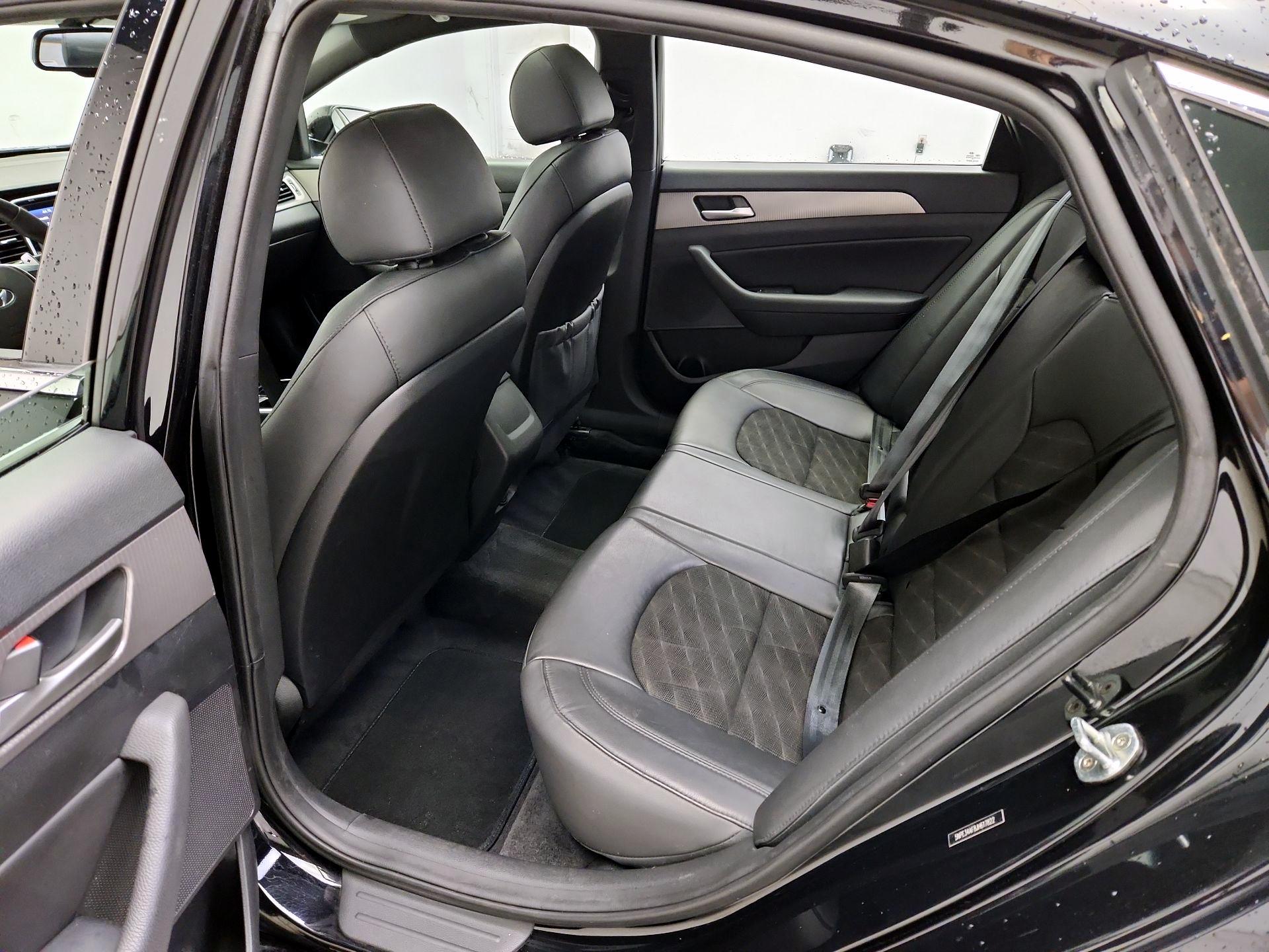 Thumbnail: 2018 Hyundai Sonata - 20