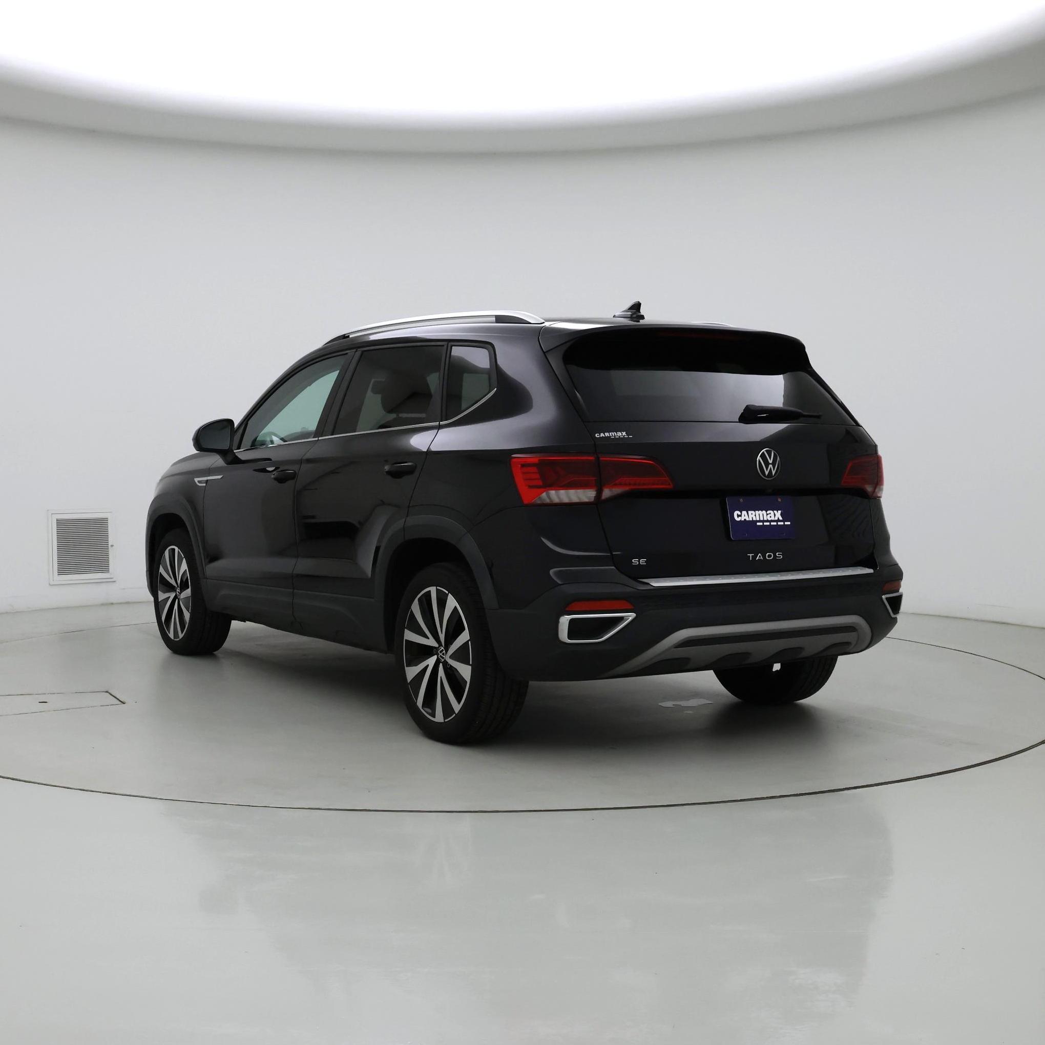 Thumbnail: 2022 Volkswagen Taos - 2