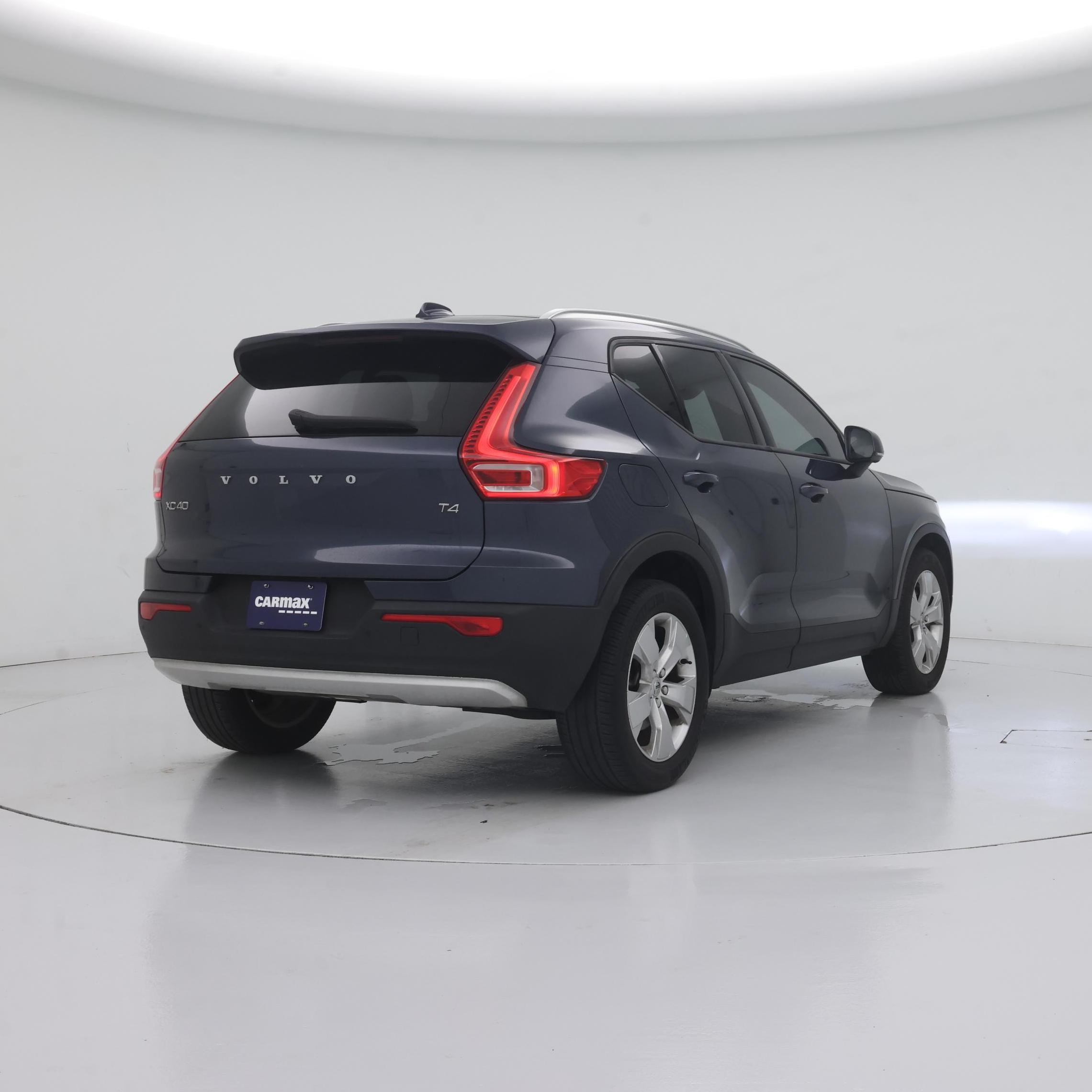 Thumbnail: 2021 Volvo XC40 - 8
