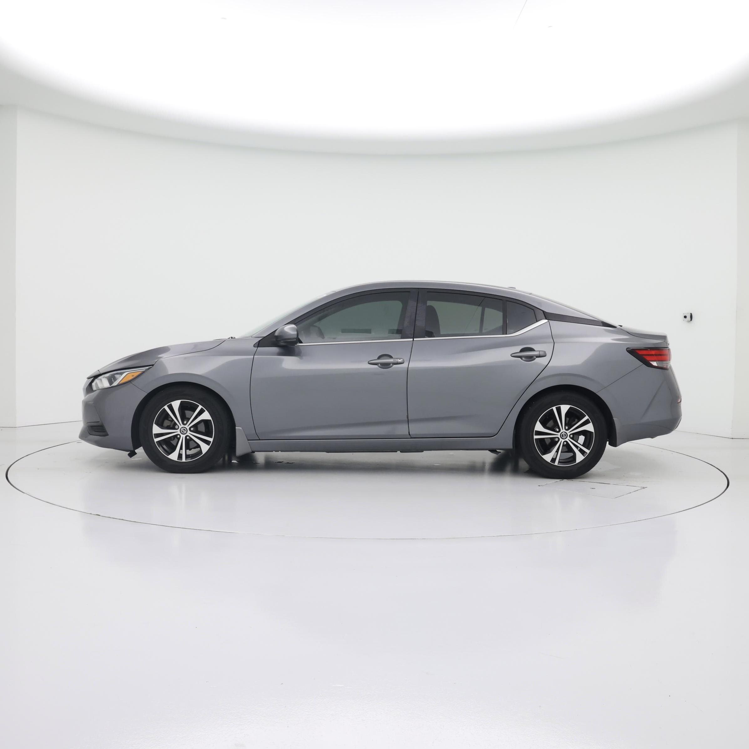 Thumbnail: 2020 Nissan Sentra - 3