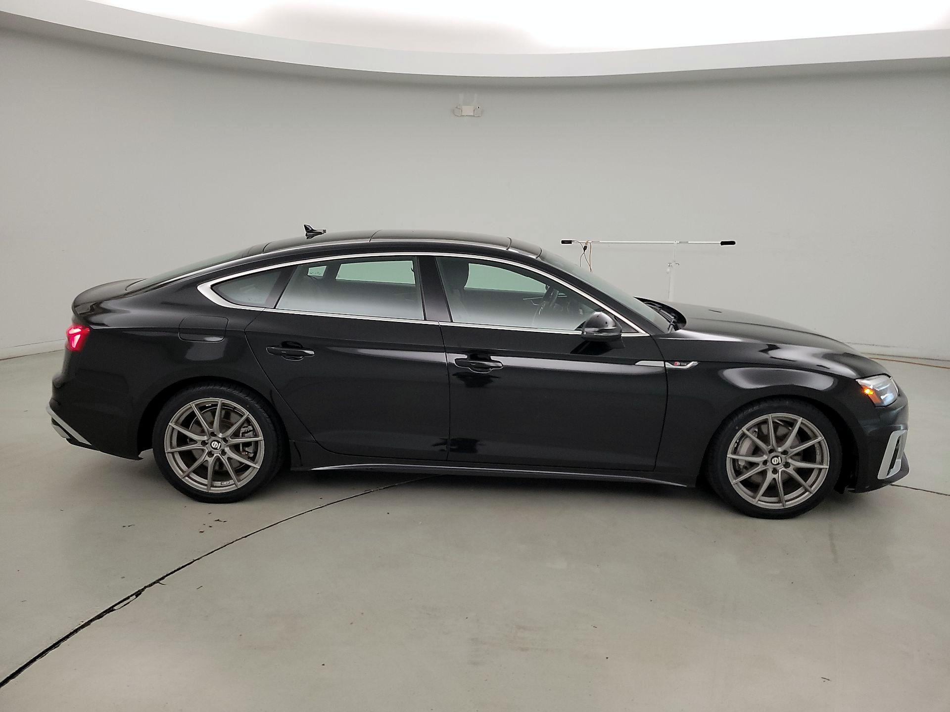 Thumbnail: 2021 Audi A5 - 4