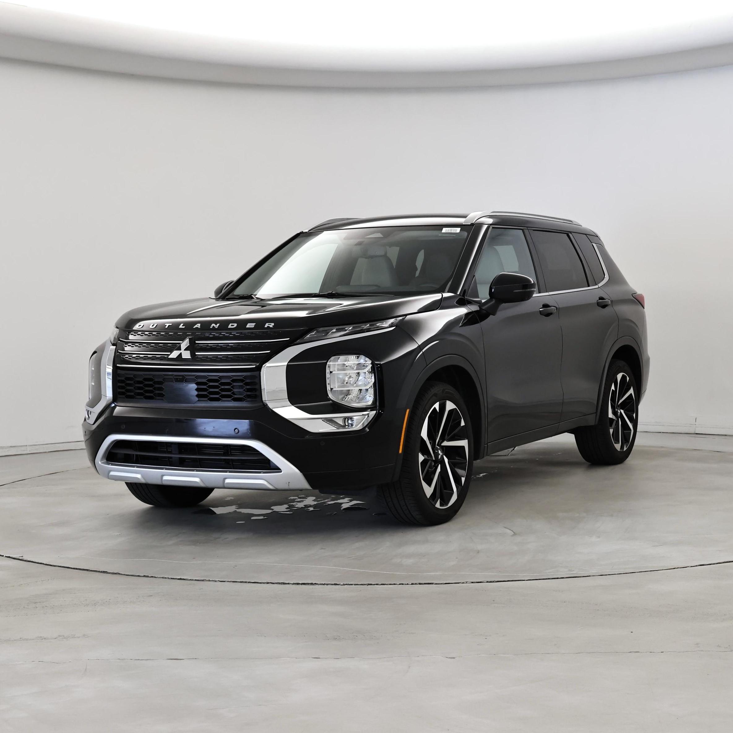 Thumbnail: 2024 Mitsubishi Outlander - 4