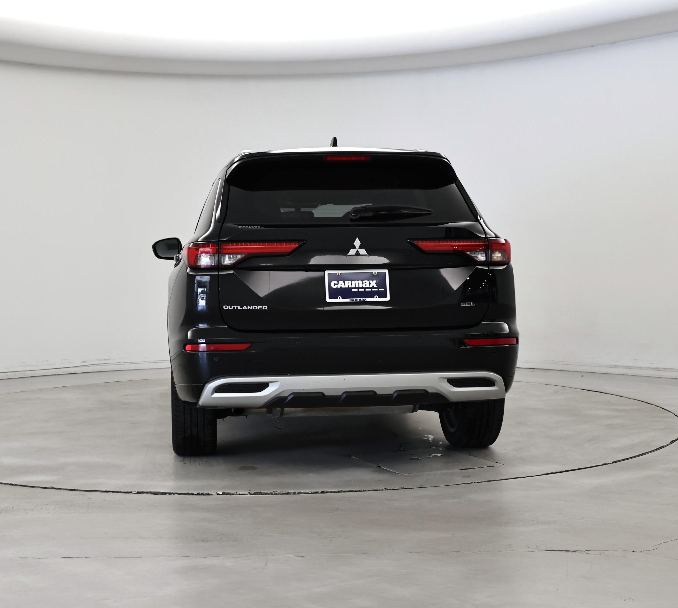 Thumbnail: 2024 Mitsubishi Outlander - 6