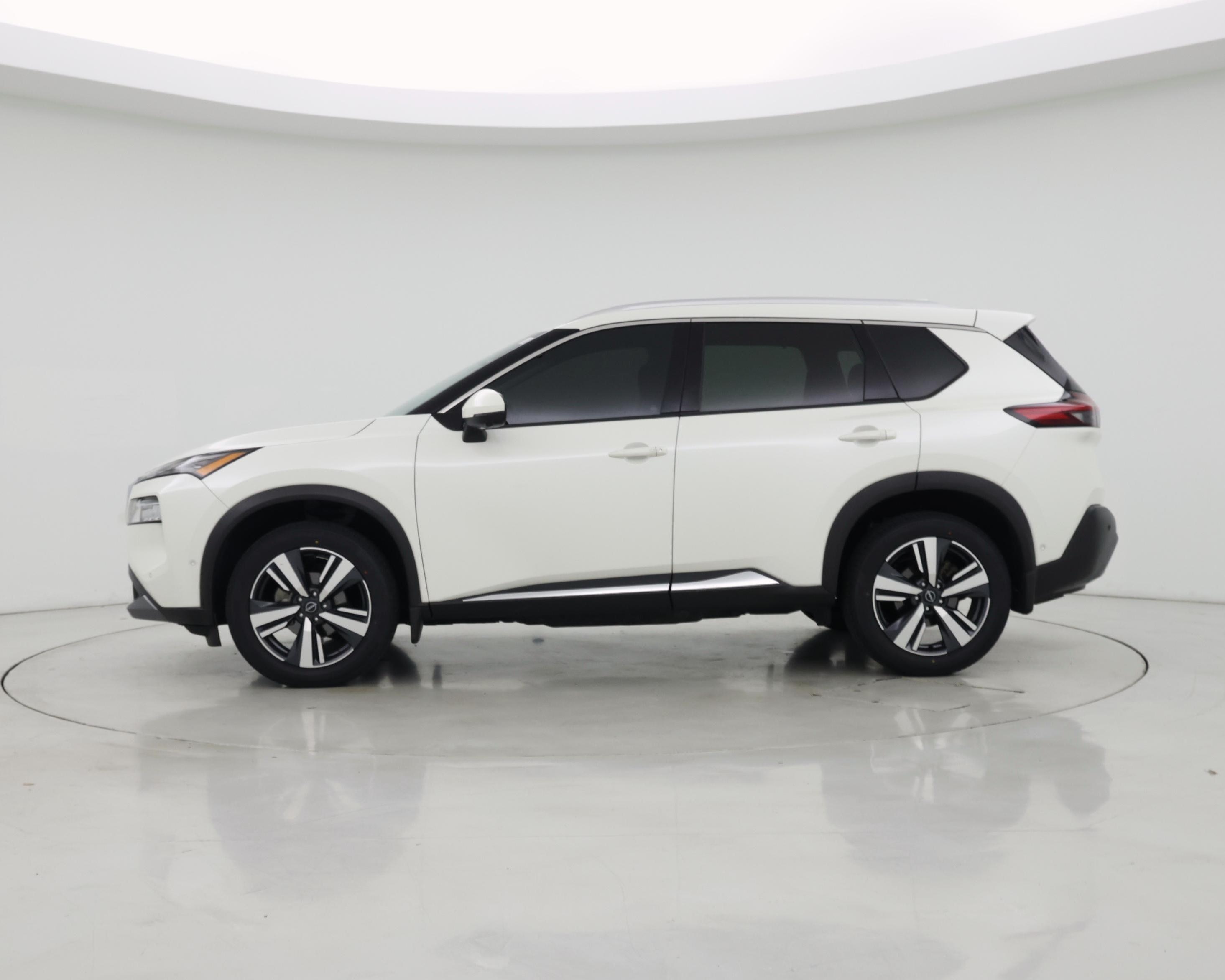 Thumbnail: 2023 Nissan Rogue - 3