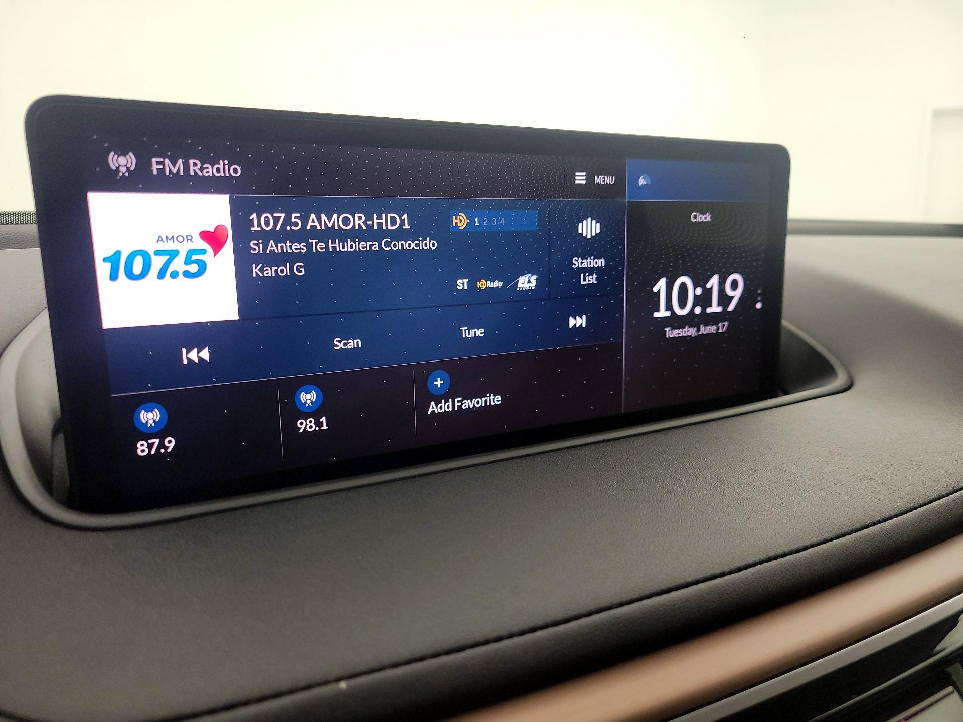 Thumbnail: 2022 Acura MDX - 16