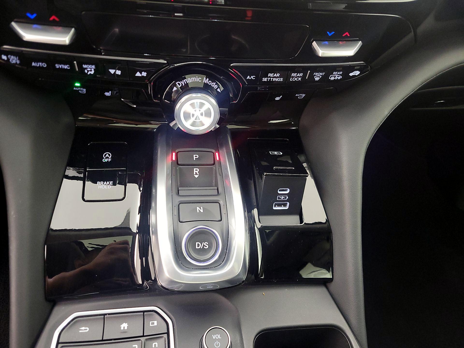 Thumbnail: 2022 Acura MDX - 18