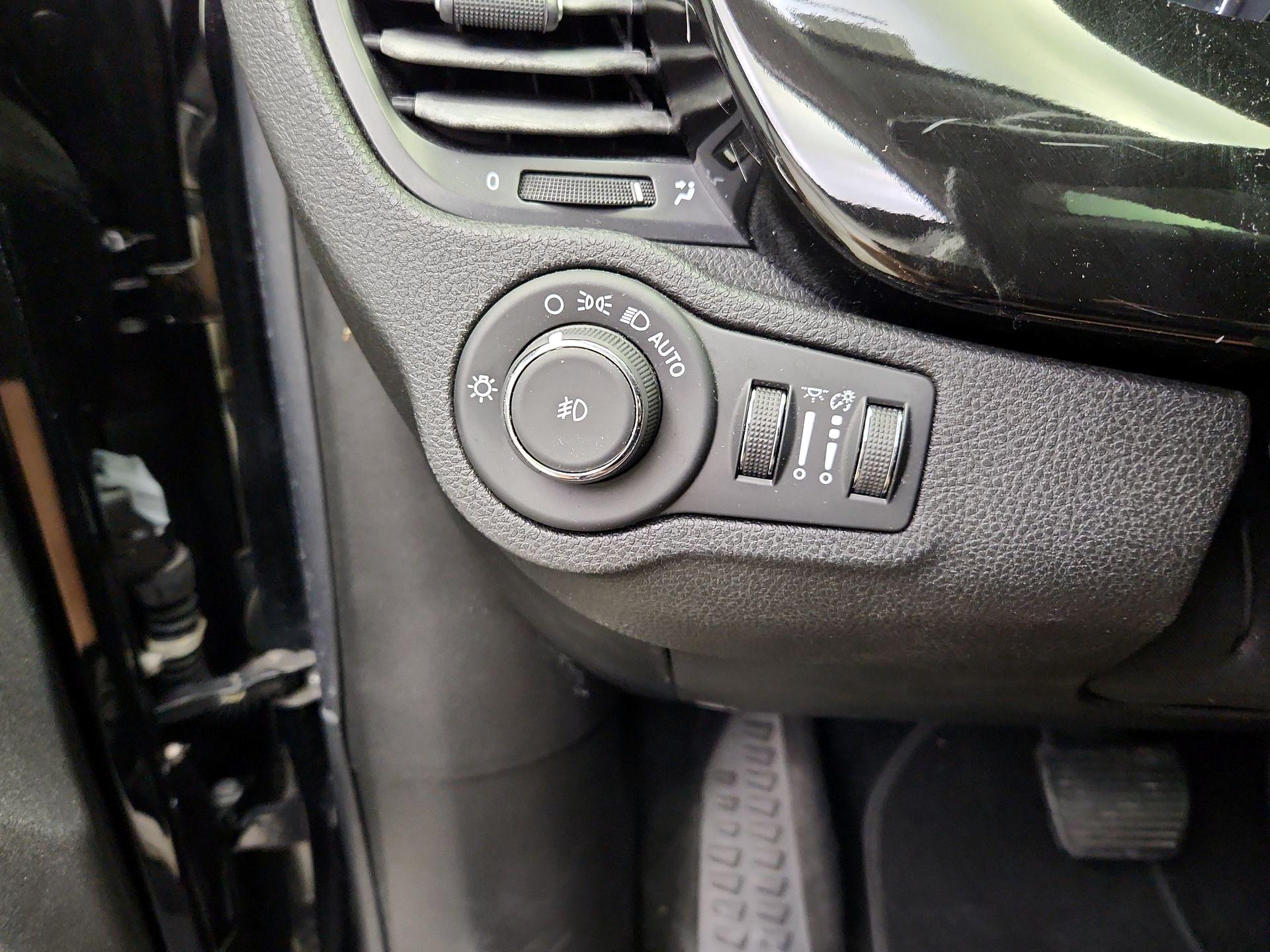 Thumbnail: 2019 Fiat 500X - 13