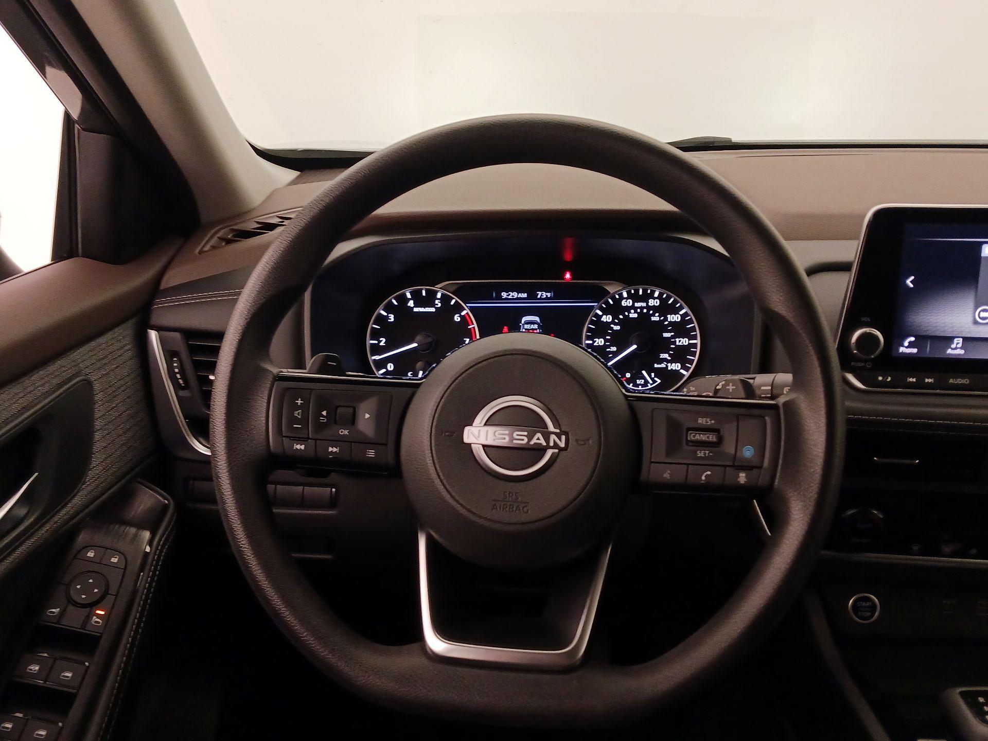 Thumbnail: 2023 Nissan Rogue - 10