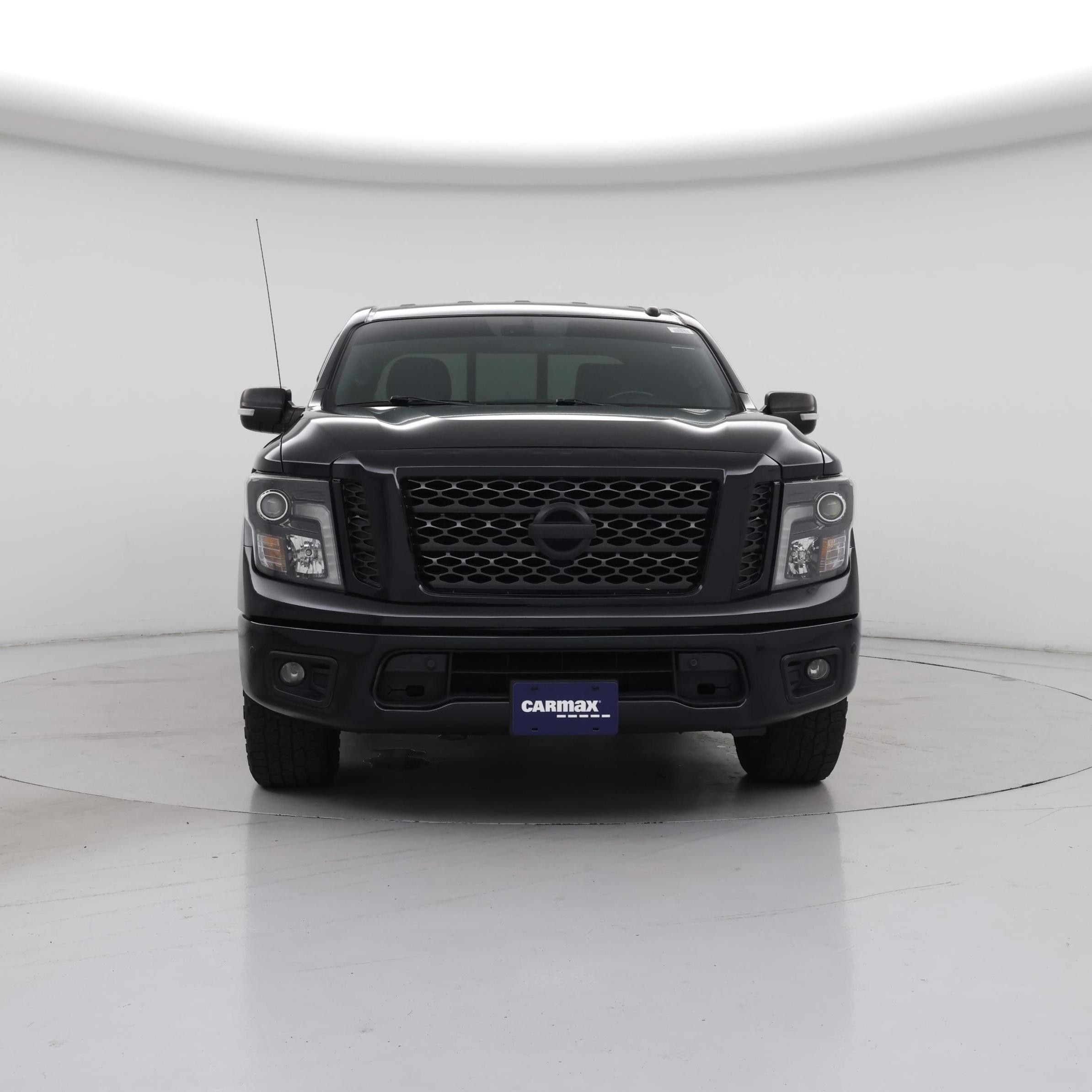 Thumbnail: 2019 Nissan Titan - 5