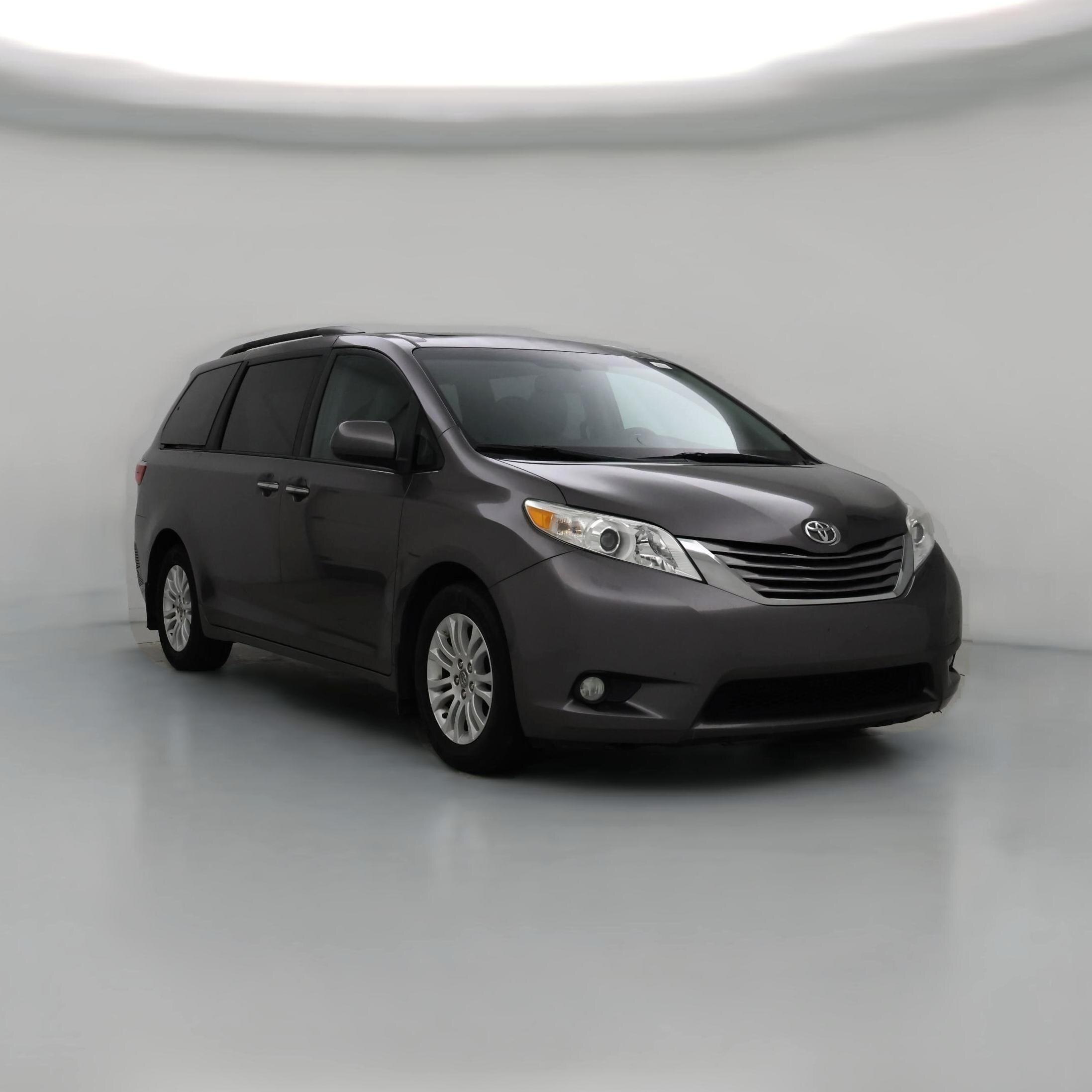 Thumbnail: 2017 Toyota Sienna - 1