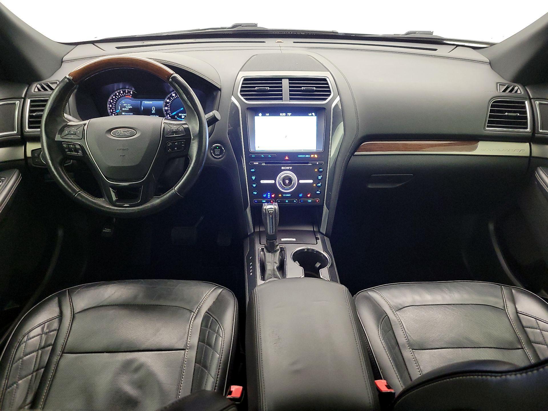 Thumbnail: 2017 Ford Explorer - 9