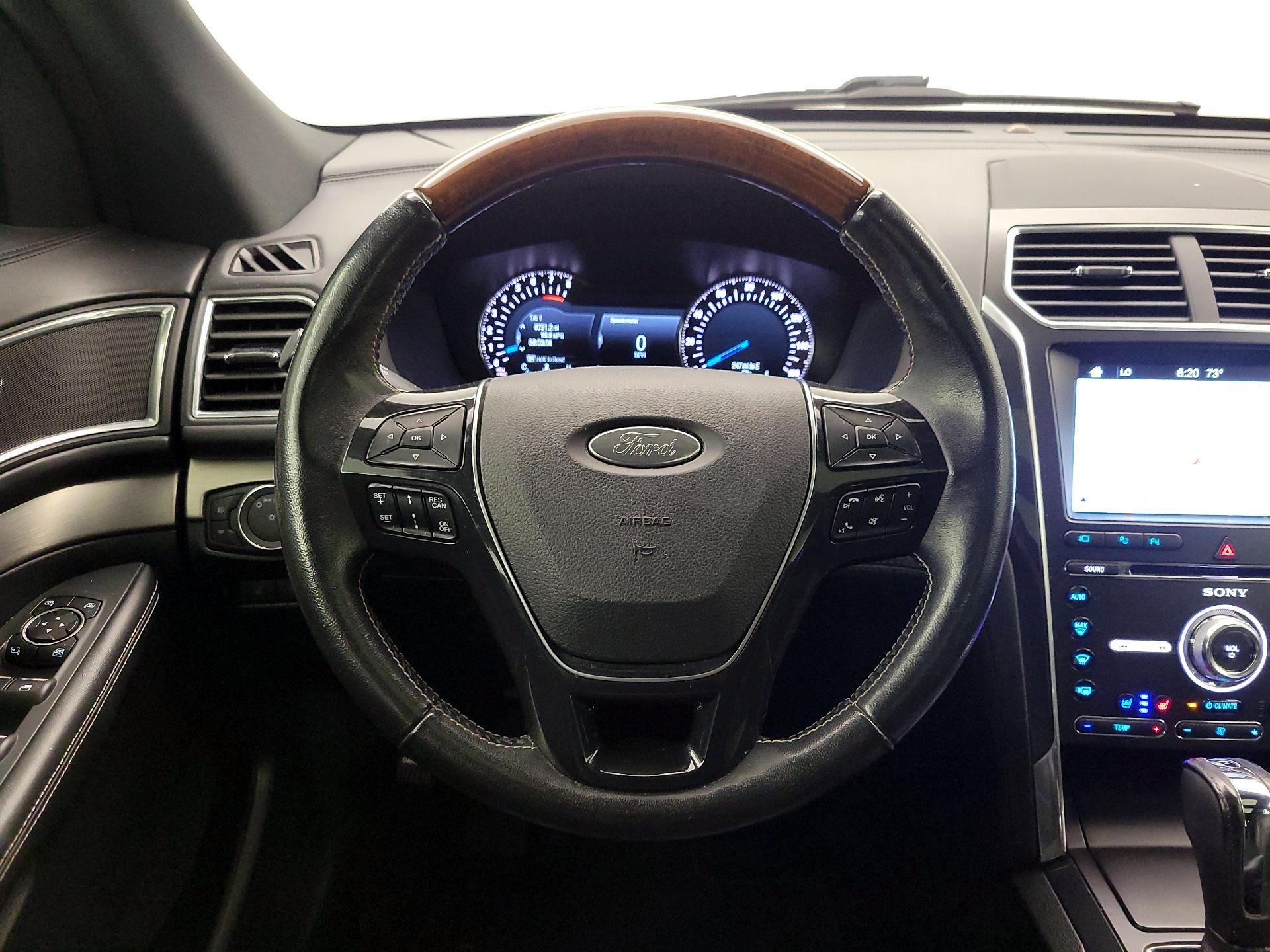 Thumbnail: 2017 Ford Explorer - 10