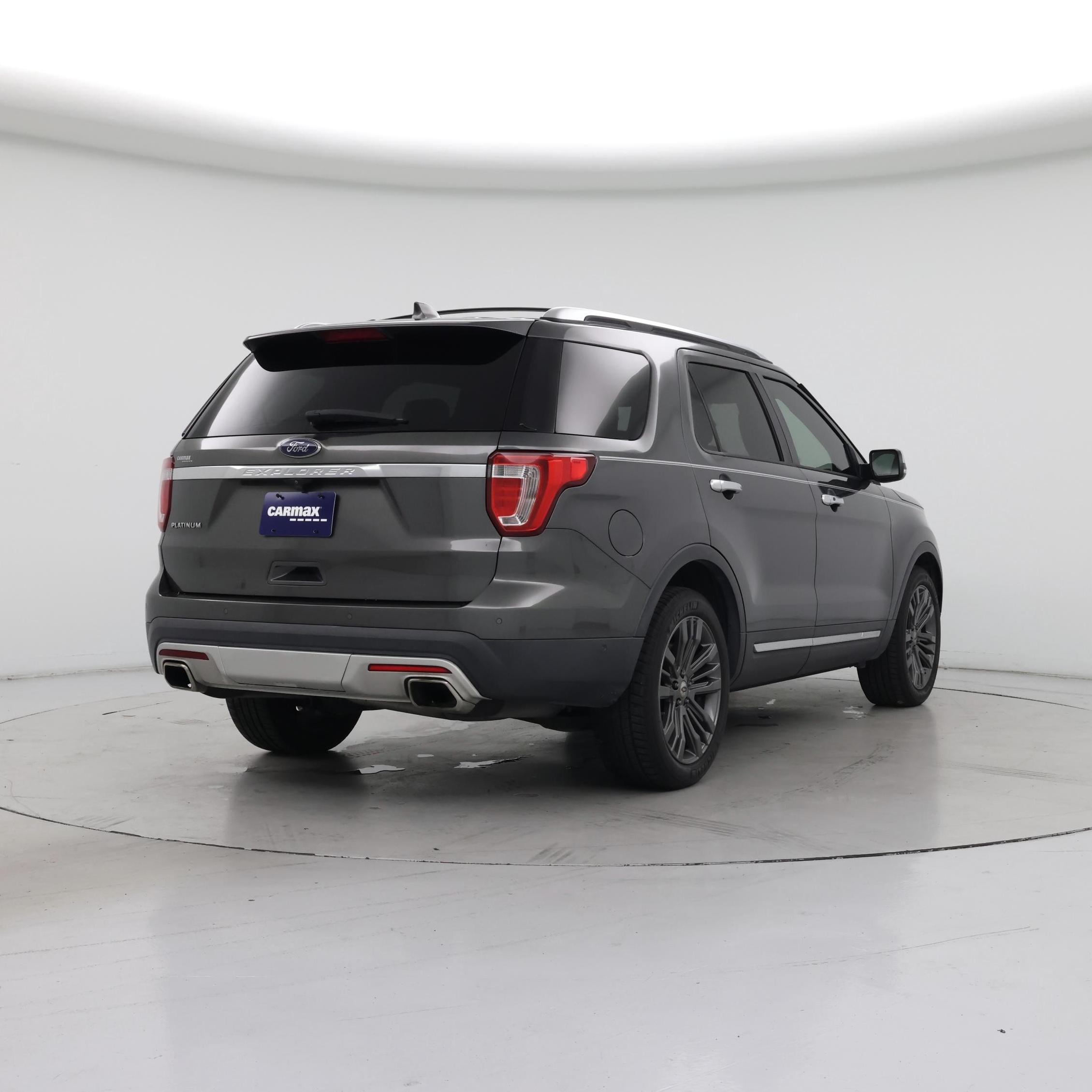 Thumbnail: 2017 Ford Explorer - 8