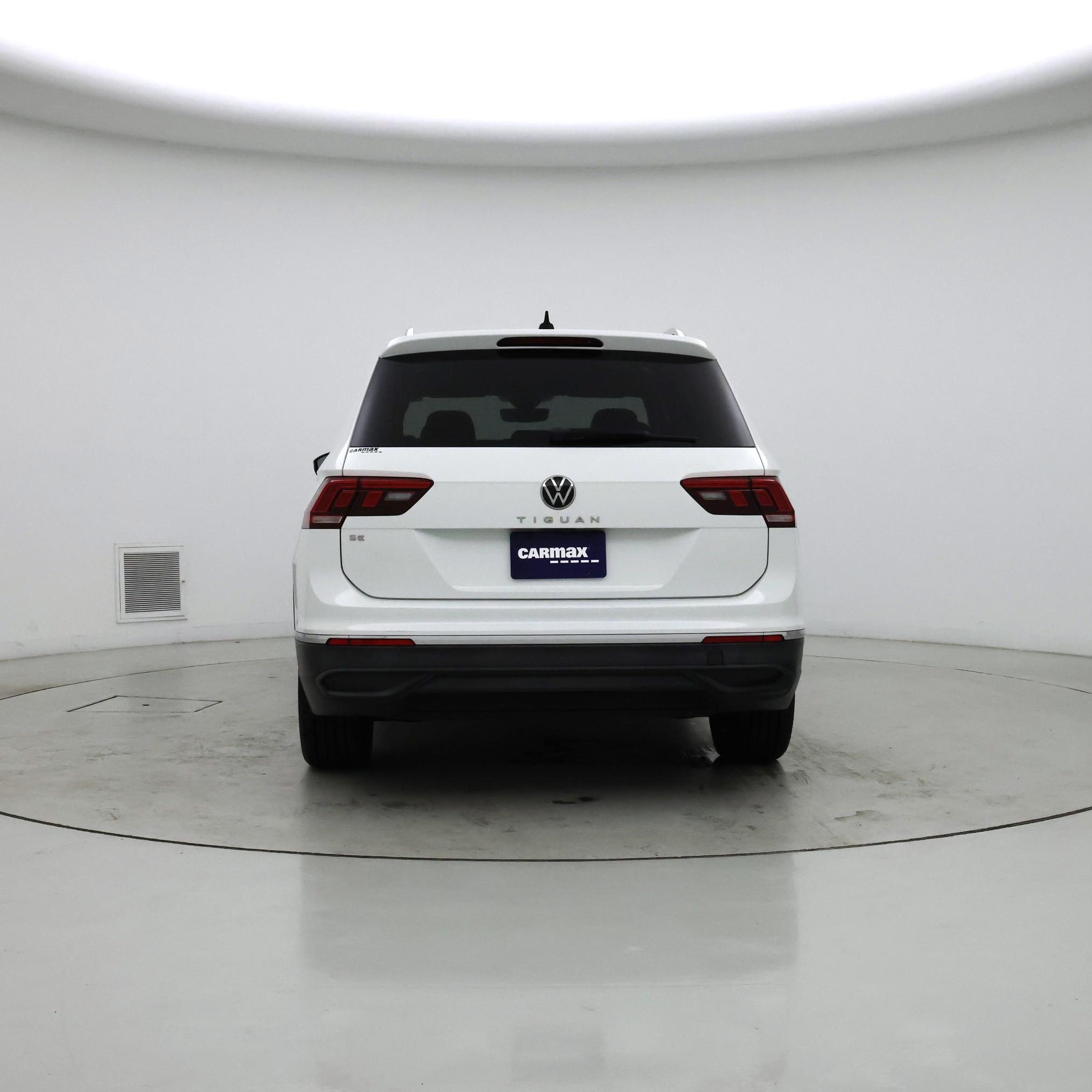 Thumbnail: 2022 Volkswagen Tiguan - 6