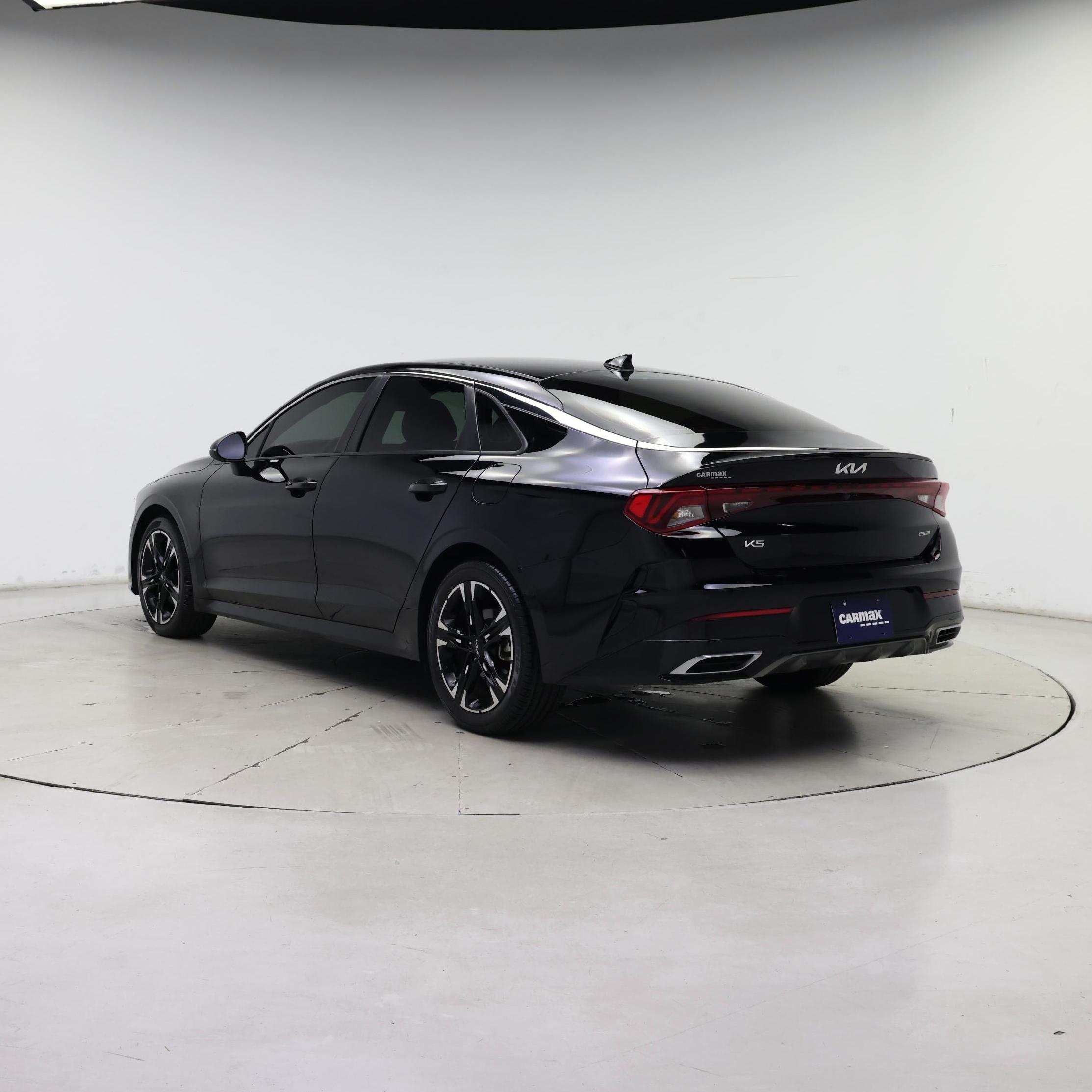 Thumbnail: 2023 Kia K5 - 2