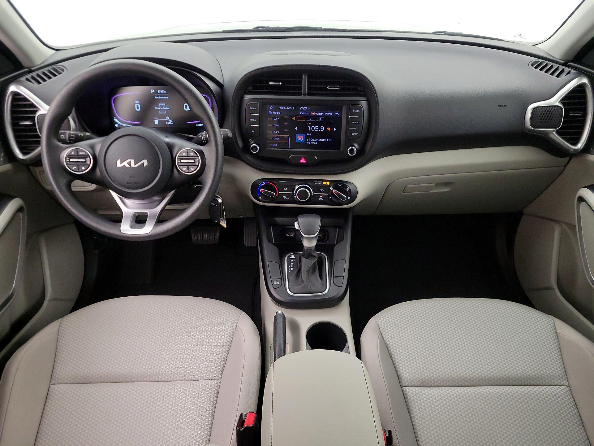 Thumbnail: 2023 Kia Soul - 9