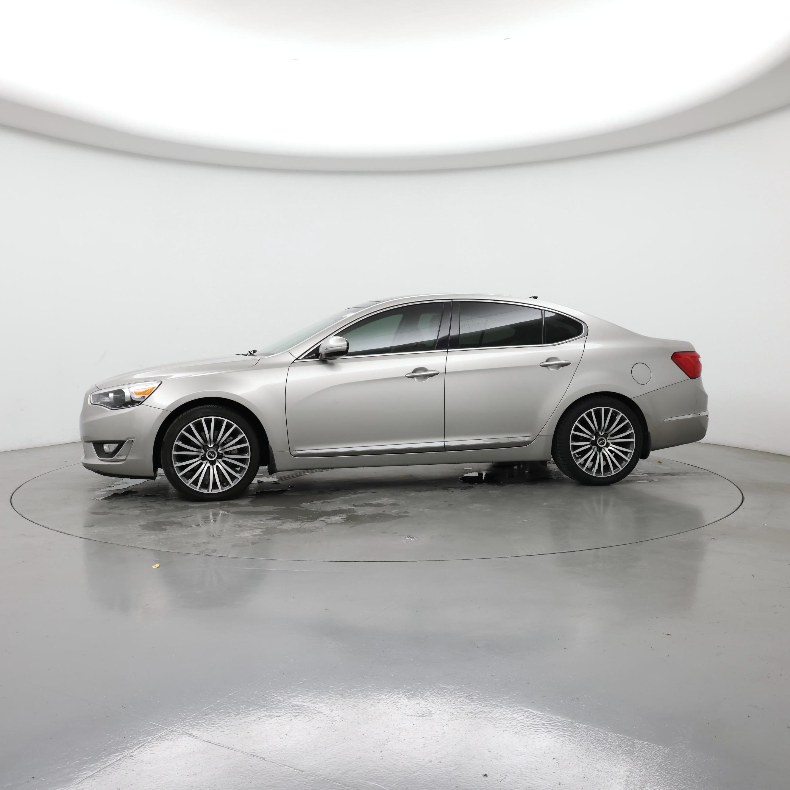 Thumbnail: 2015 Kia Cadenza - 3