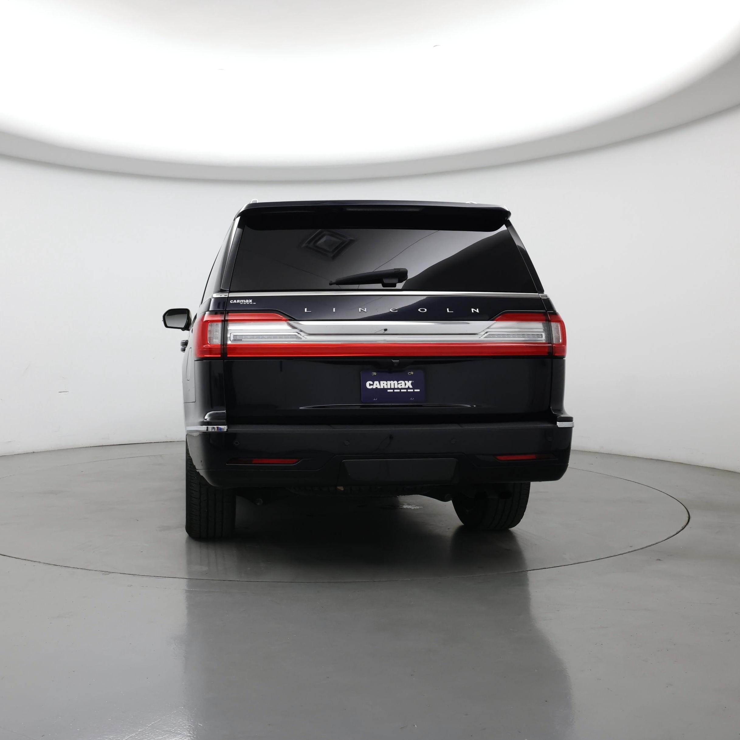 Thumbnail: 2021 Lincoln Navigator - 6