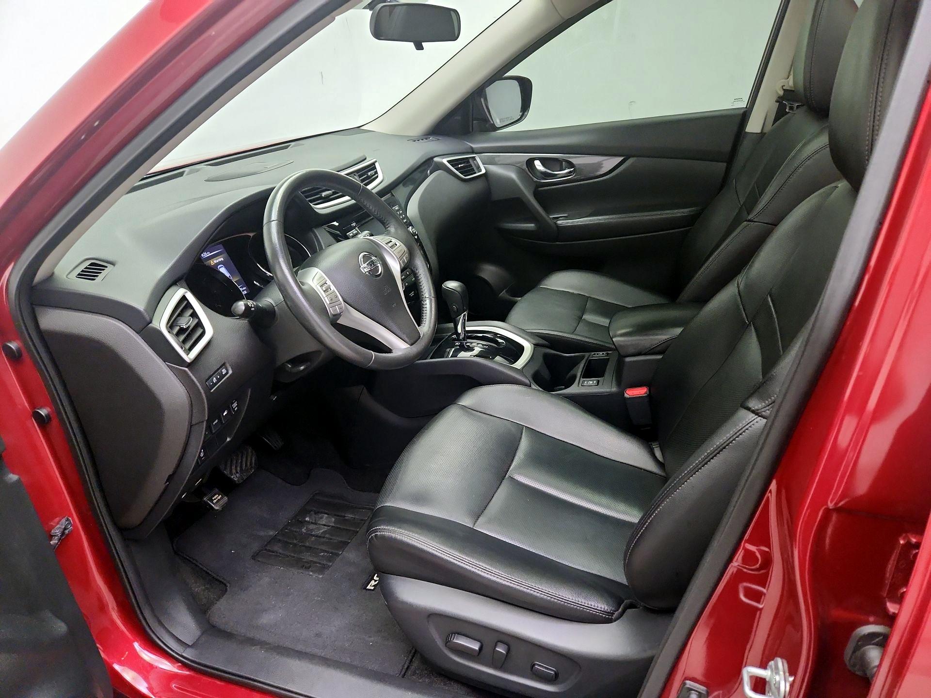 Thumbnail: 2016 Nissan Rogue - 11