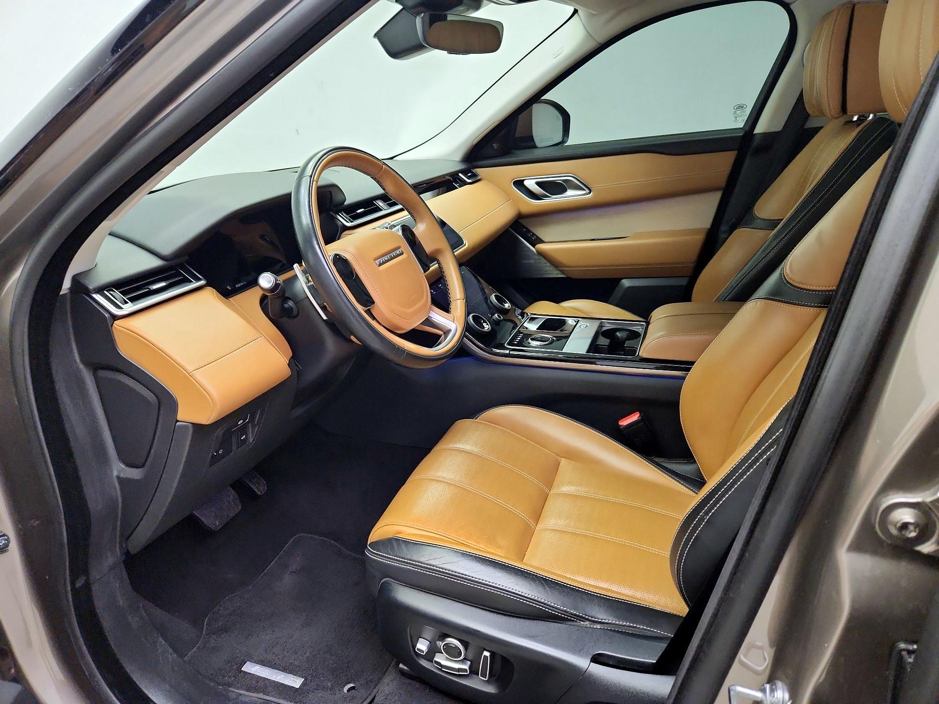 Thumbnail: 2018 Land Rover Range Rover Velar - 11