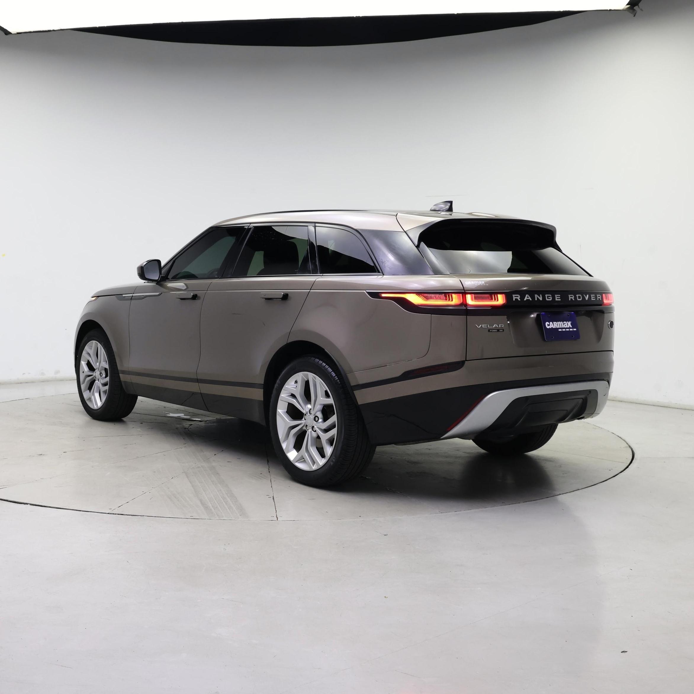 Thumbnail: 2018 Land Rover Range Rover Velar - 2