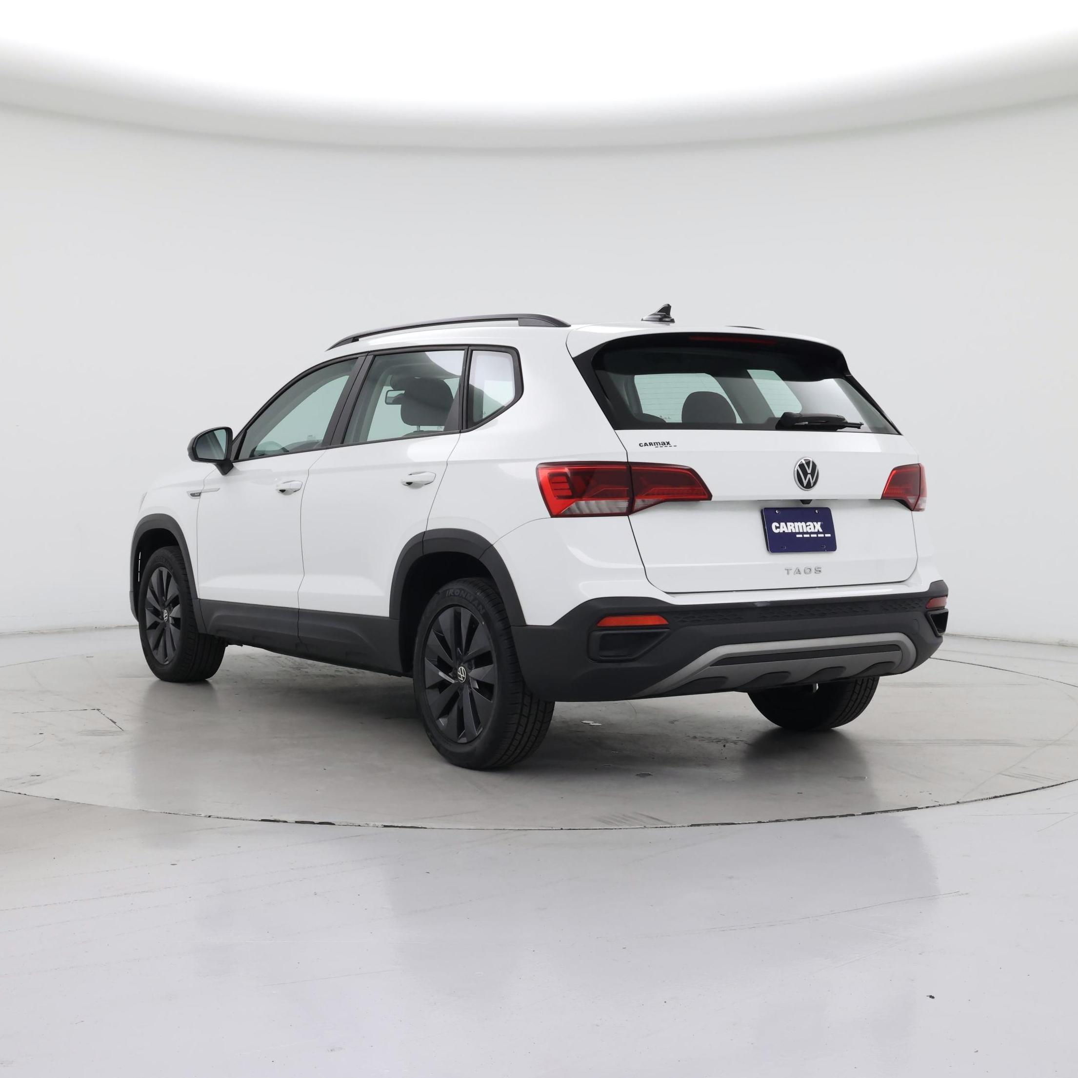 Thumbnail: 2022 Volkswagen Taos - 2