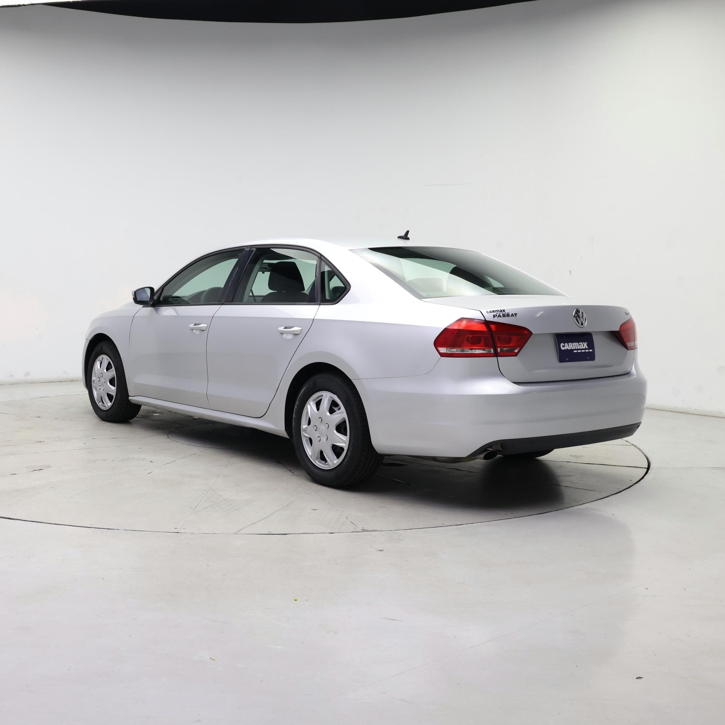 Thumbnail: 2015 Volkswagen Passat - 2