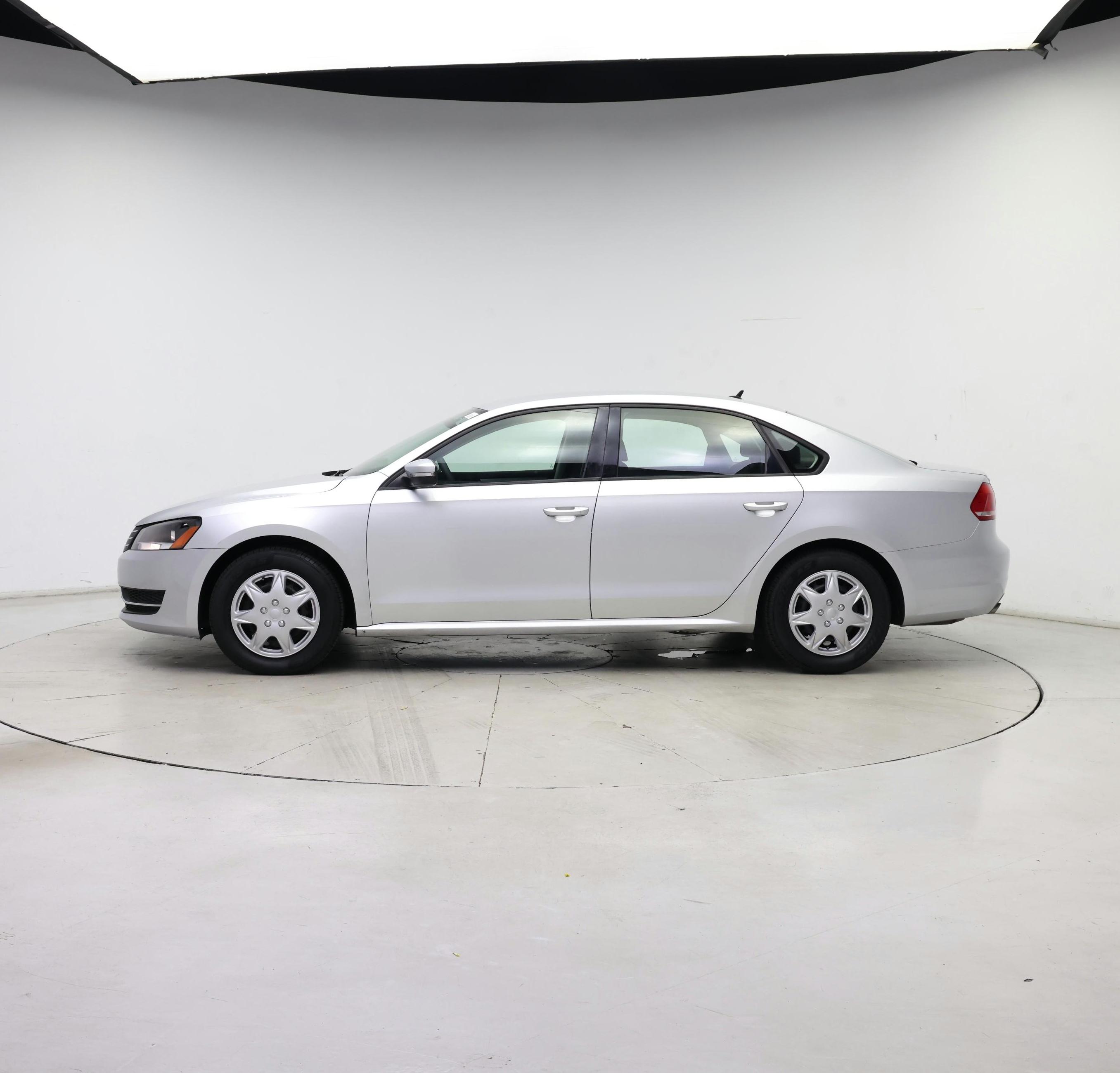 Thumbnail: 2015 Volkswagen Passat - 3