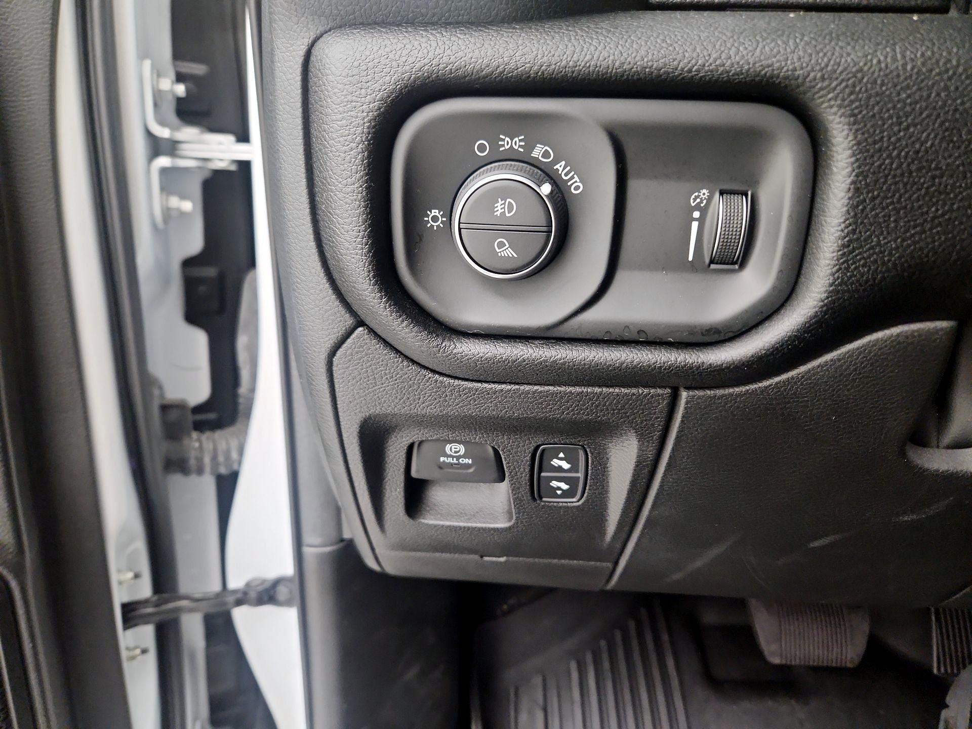 Thumbnail: 2022 RAM 1500 - 13