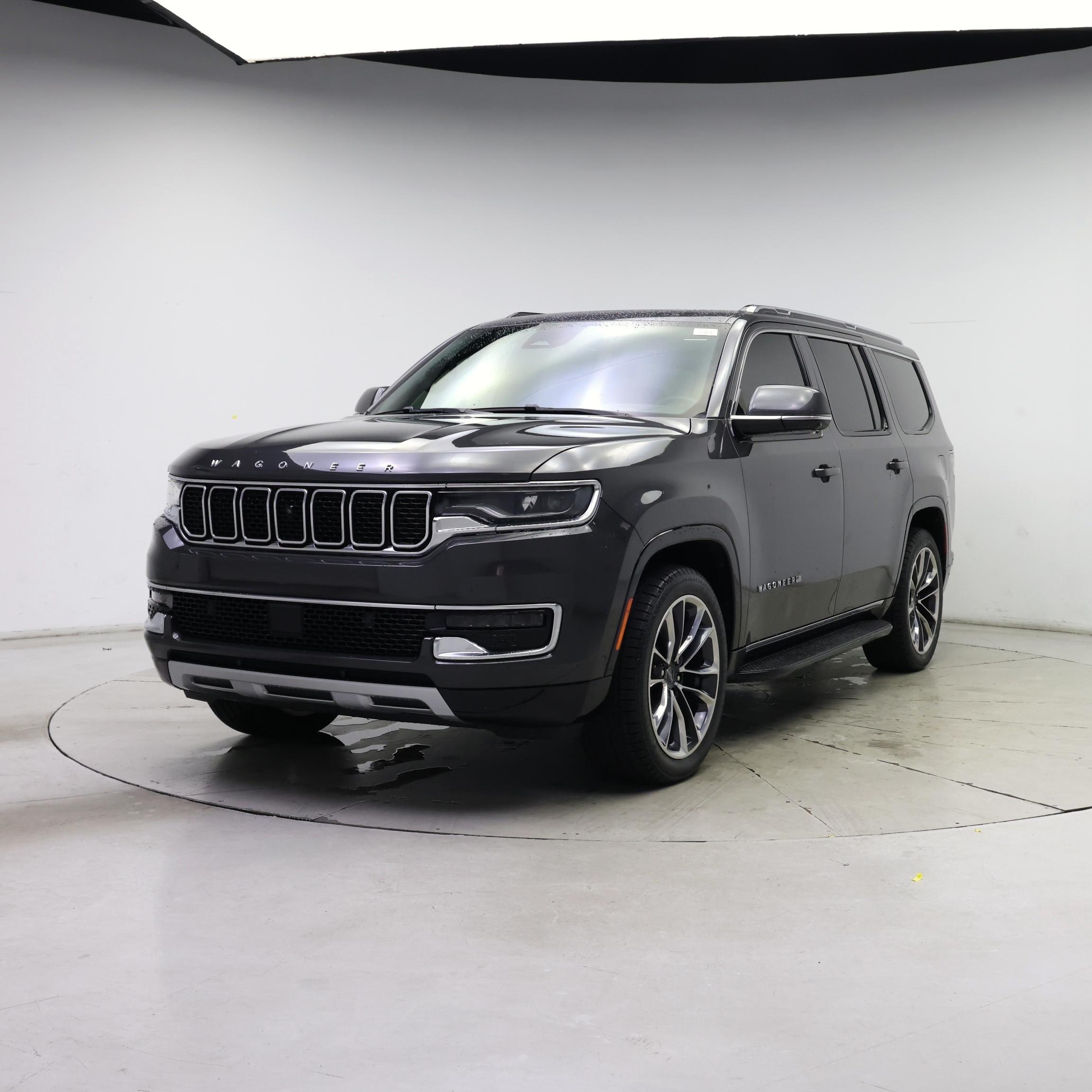 Thumbnail: 2022 Jeep Wagoneer - 4