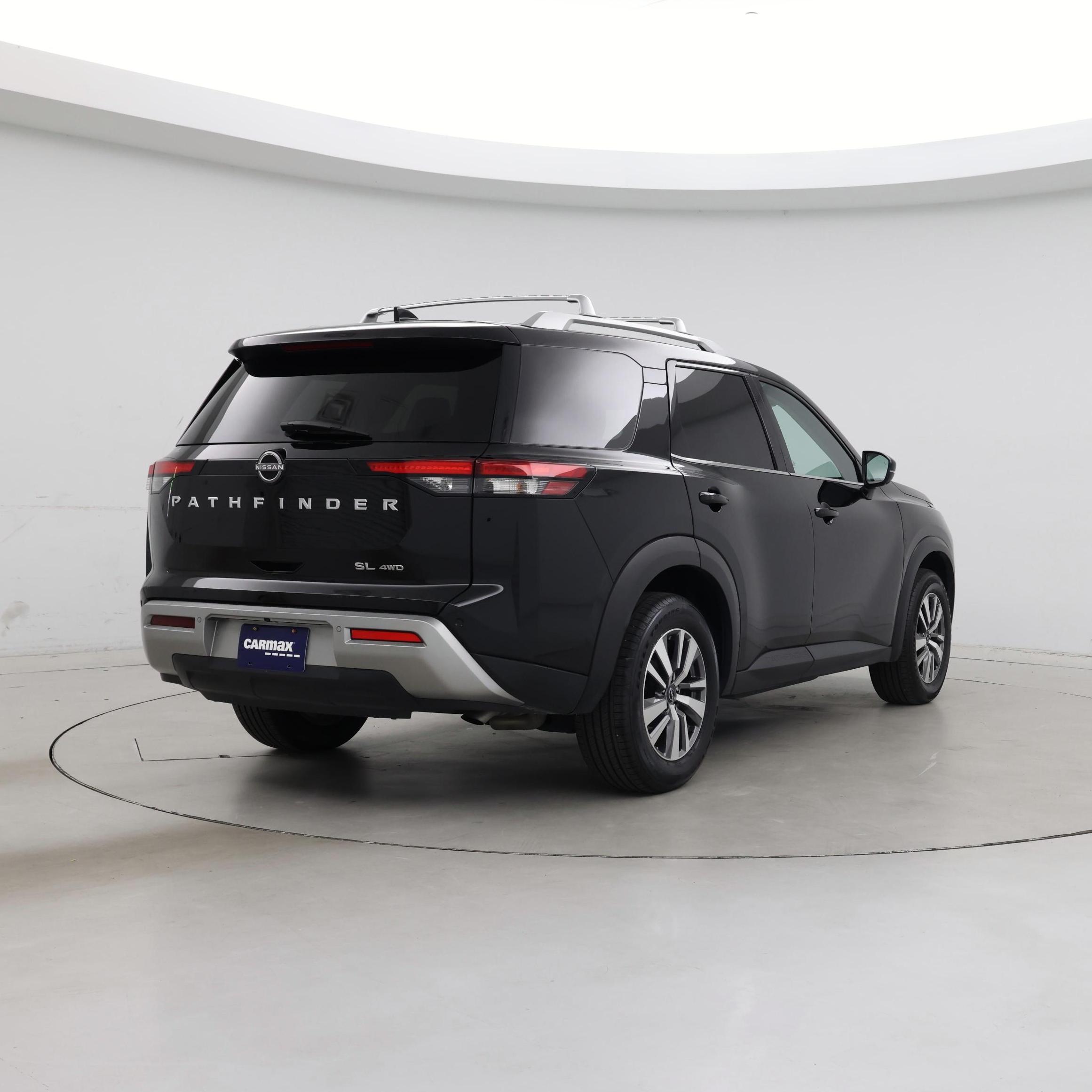 Thumbnail: 2023 Nissan Pathfinder - 8
