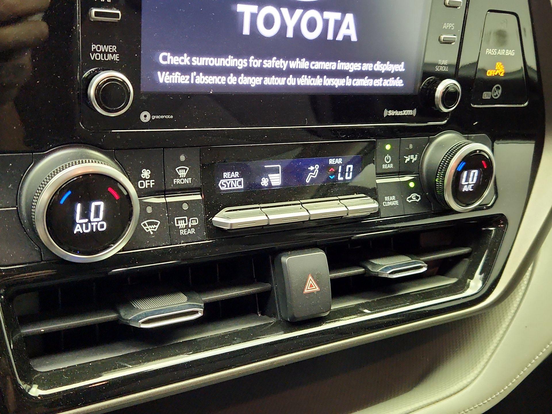 Thumbnail: 2021 Toyota Highlander - 16