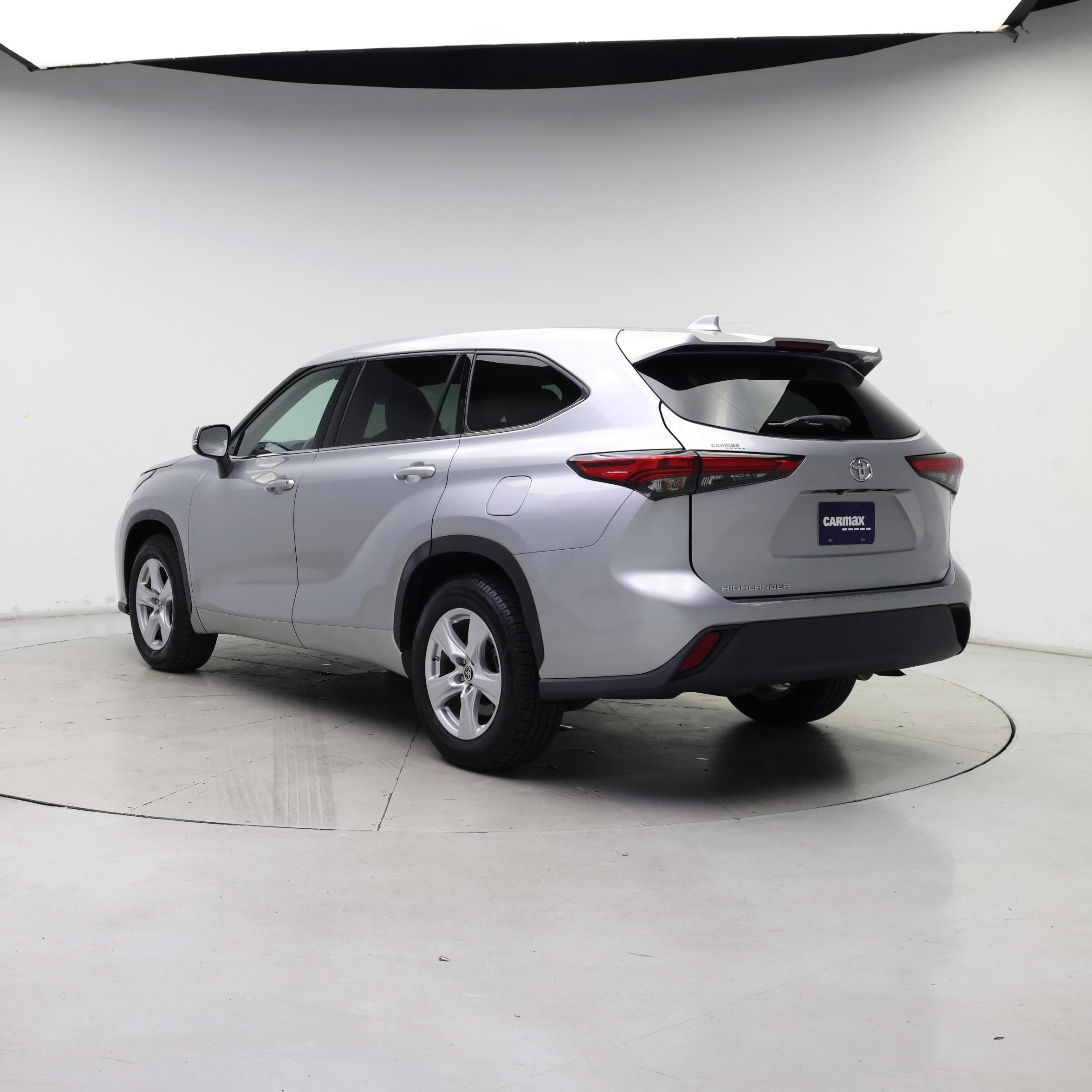 Thumbnail: 2021 Toyota Highlander - 2