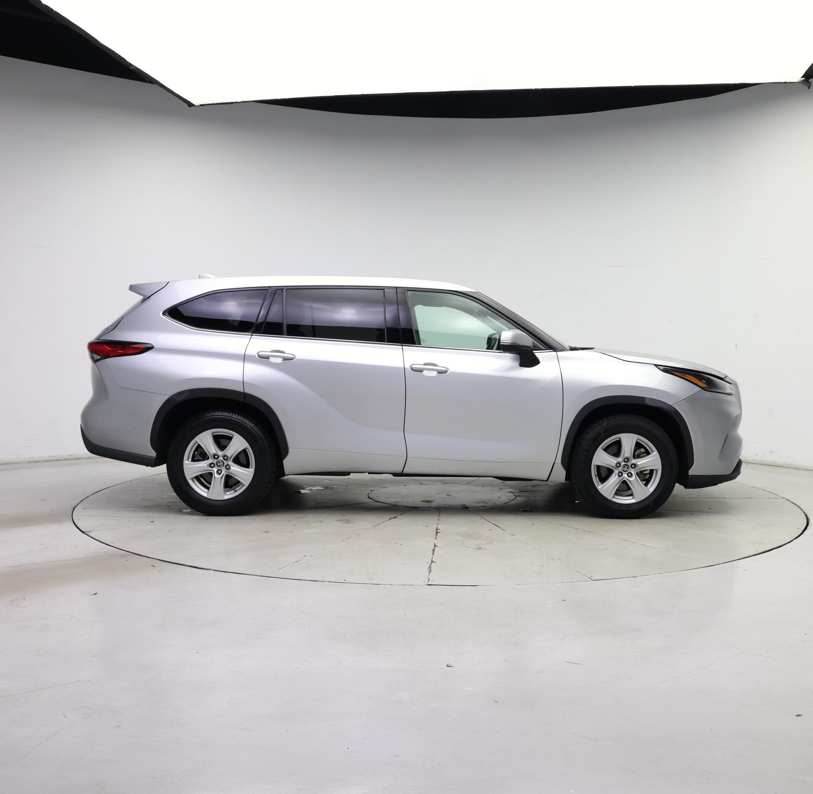 Thumbnail: 2021 Toyota Highlander - 7