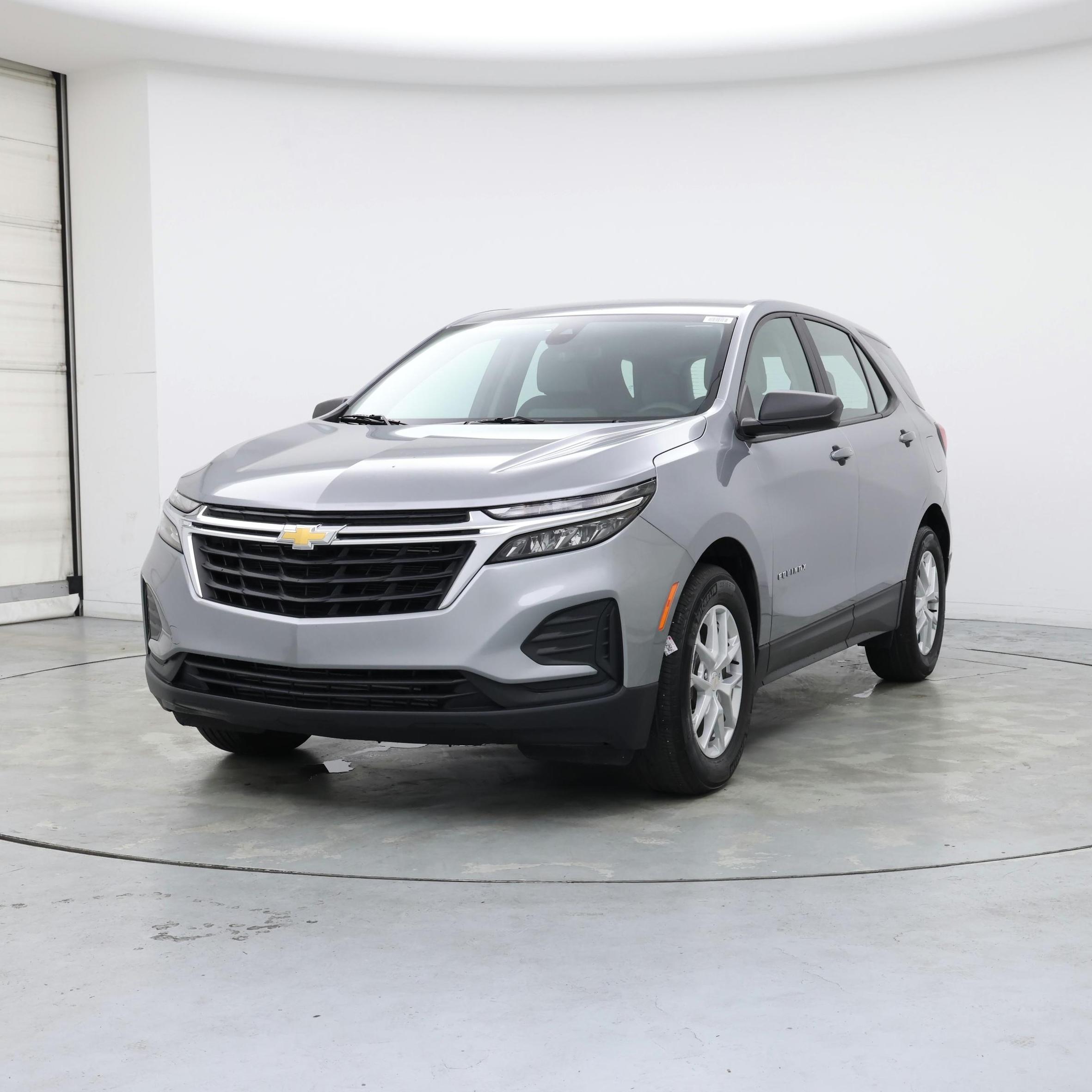 Thumbnail: 2023 Chevrolet Equinox - 4