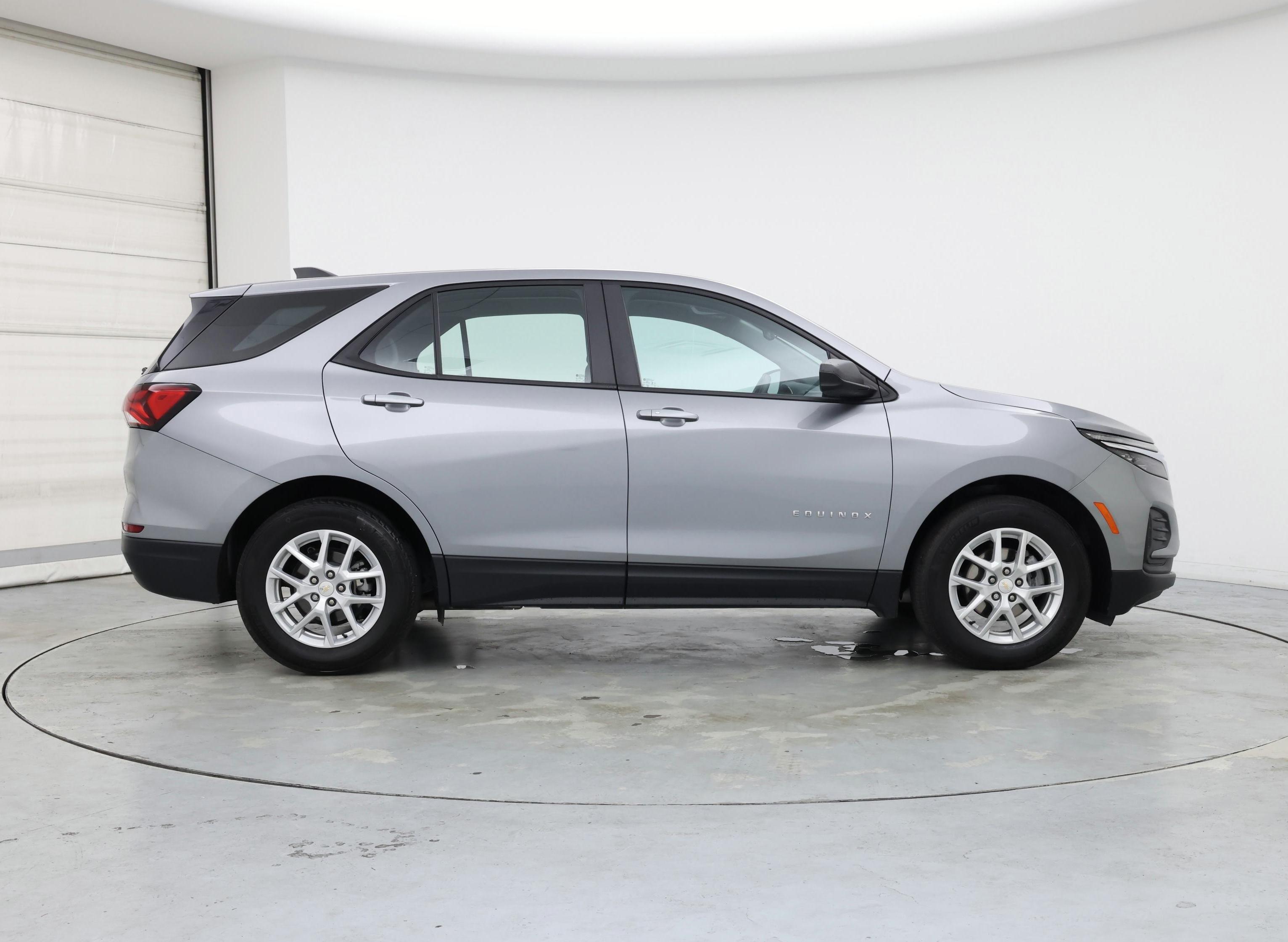 Thumbnail: 2023 Chevrolet Equinox - 7
