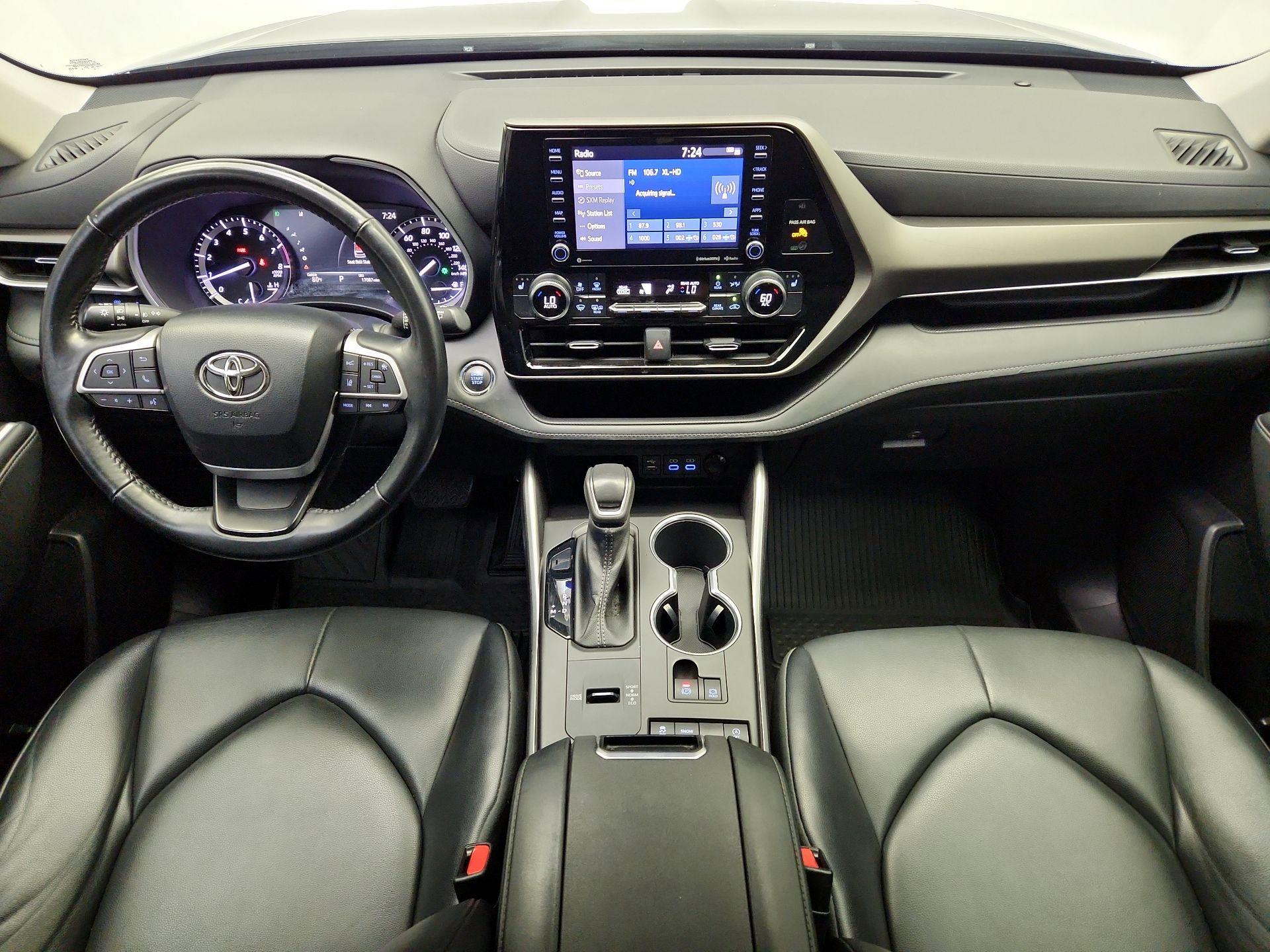 Thumbnail: 2022 Toyota Highlander - 9