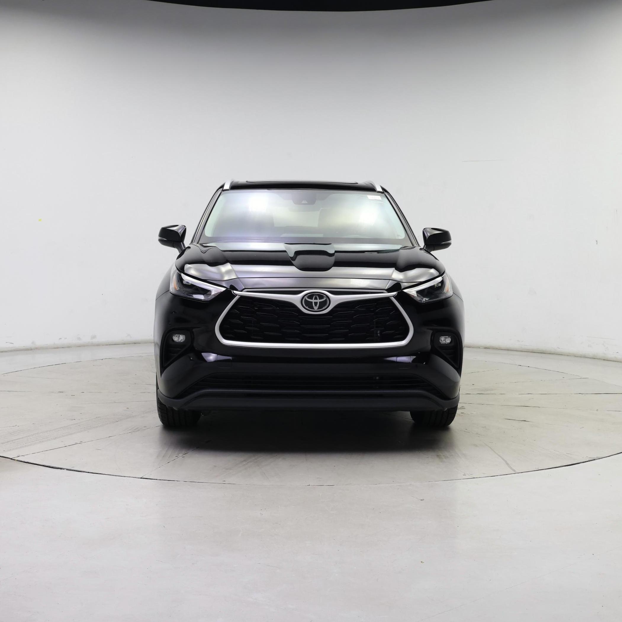Thumbnail: 2022 Toyota Highlander - 5
